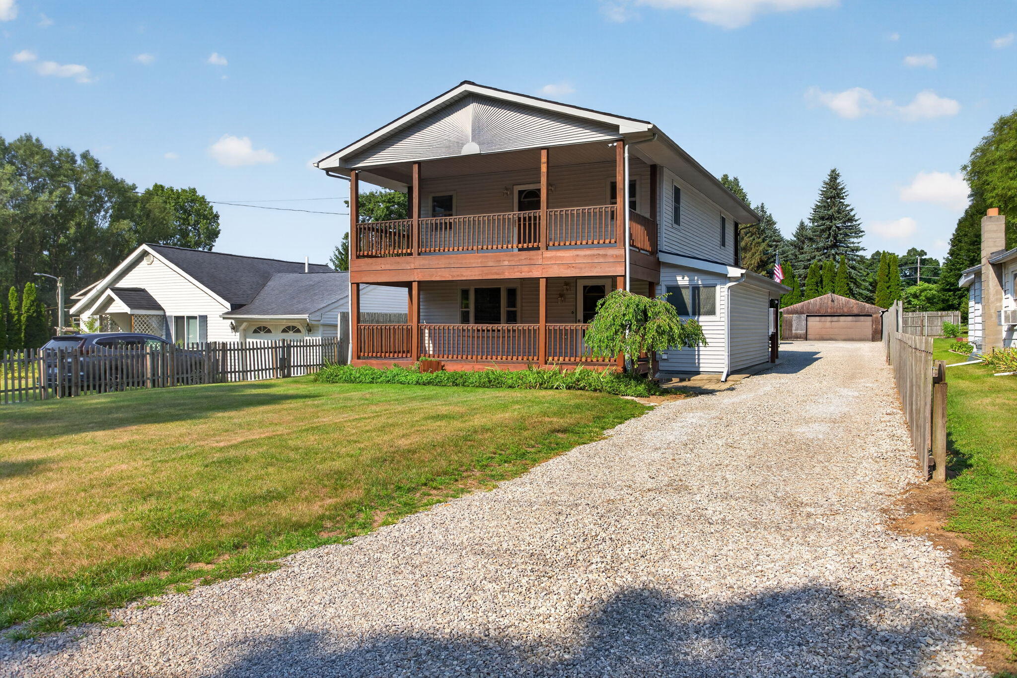 232 Bender Street Property Photo 1