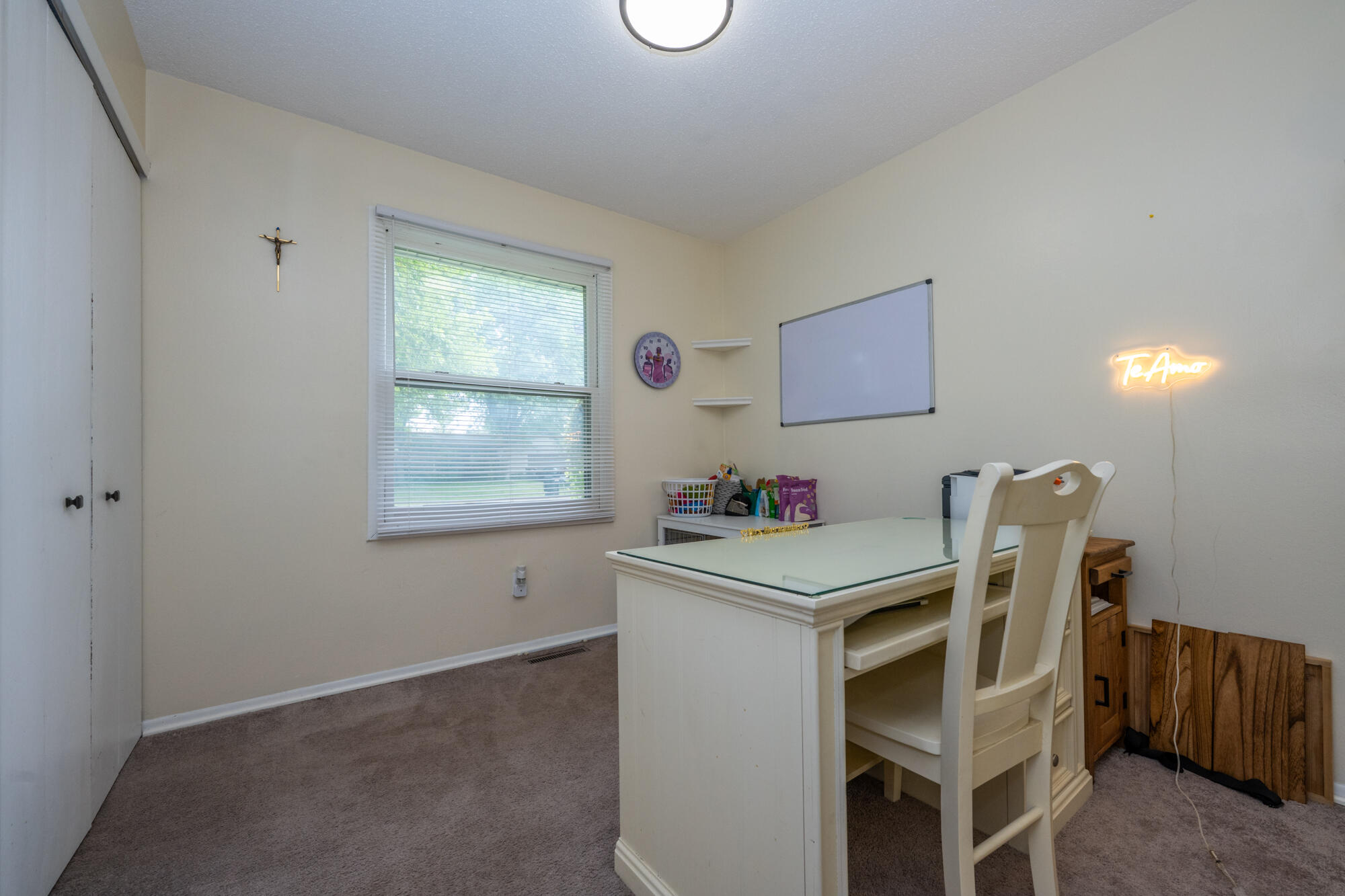 536 Dell Street Property Photo 16