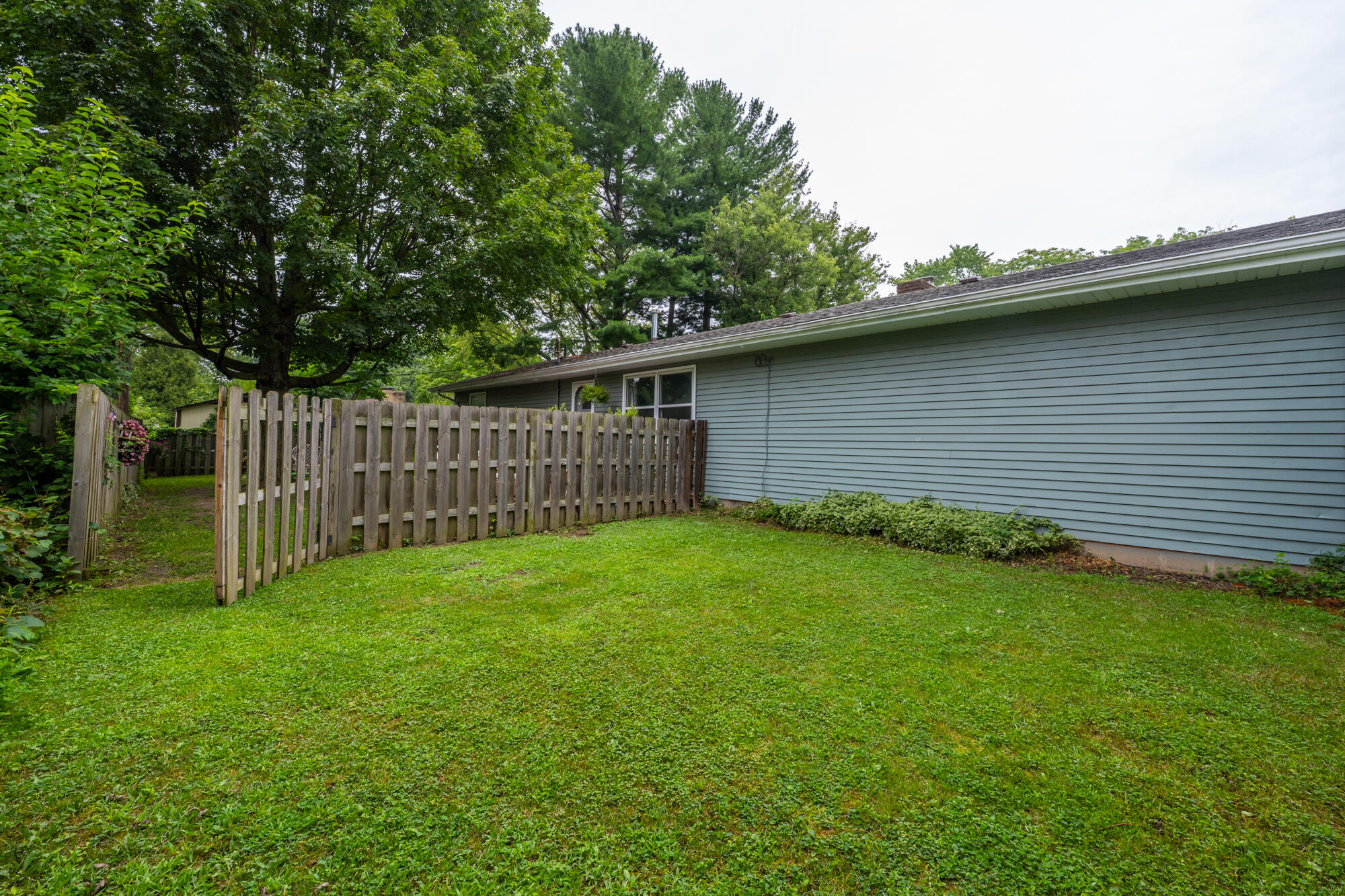 536 Dell Street Property Photo 21