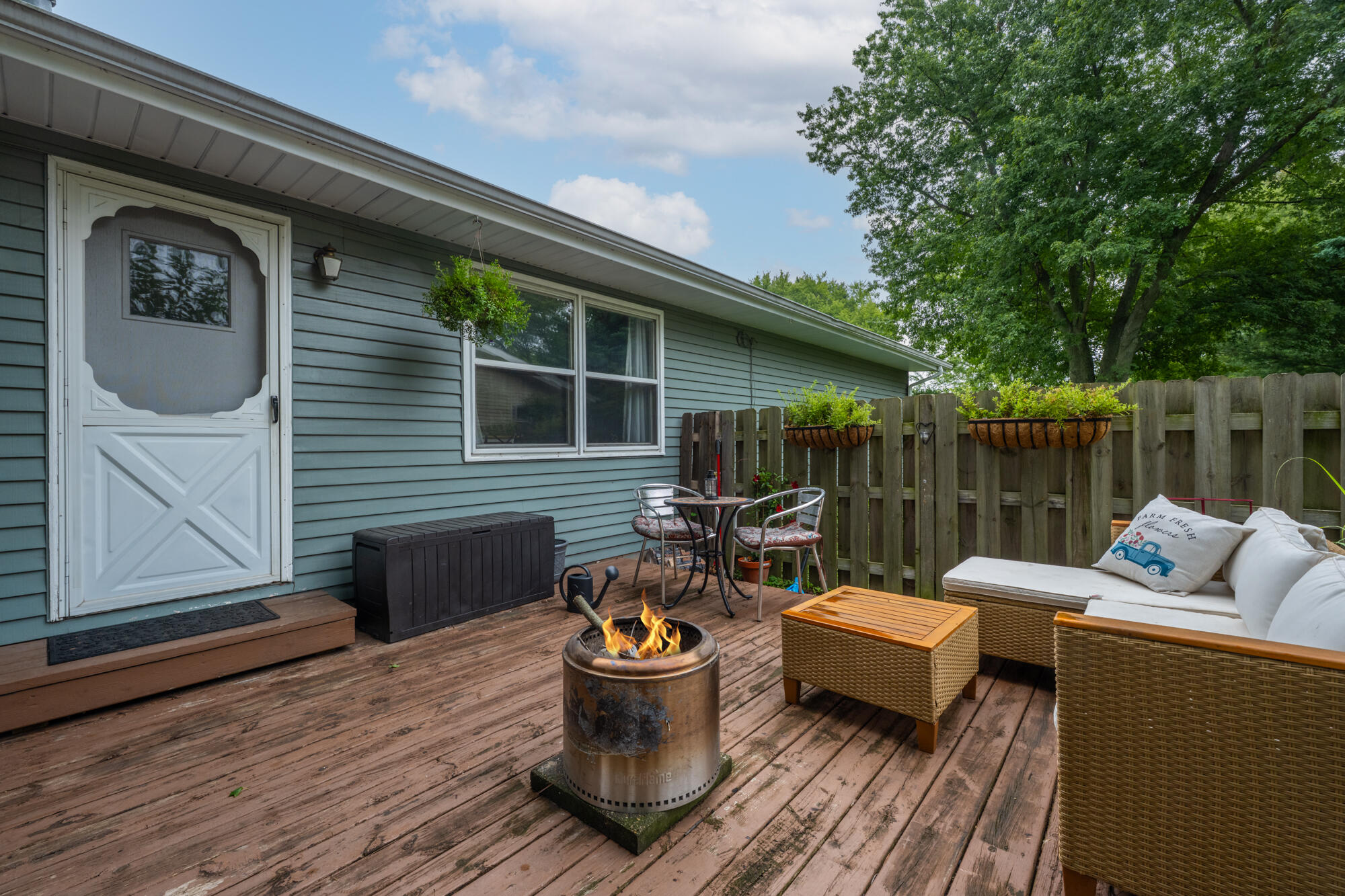 536 Dell Street Property Photo 22