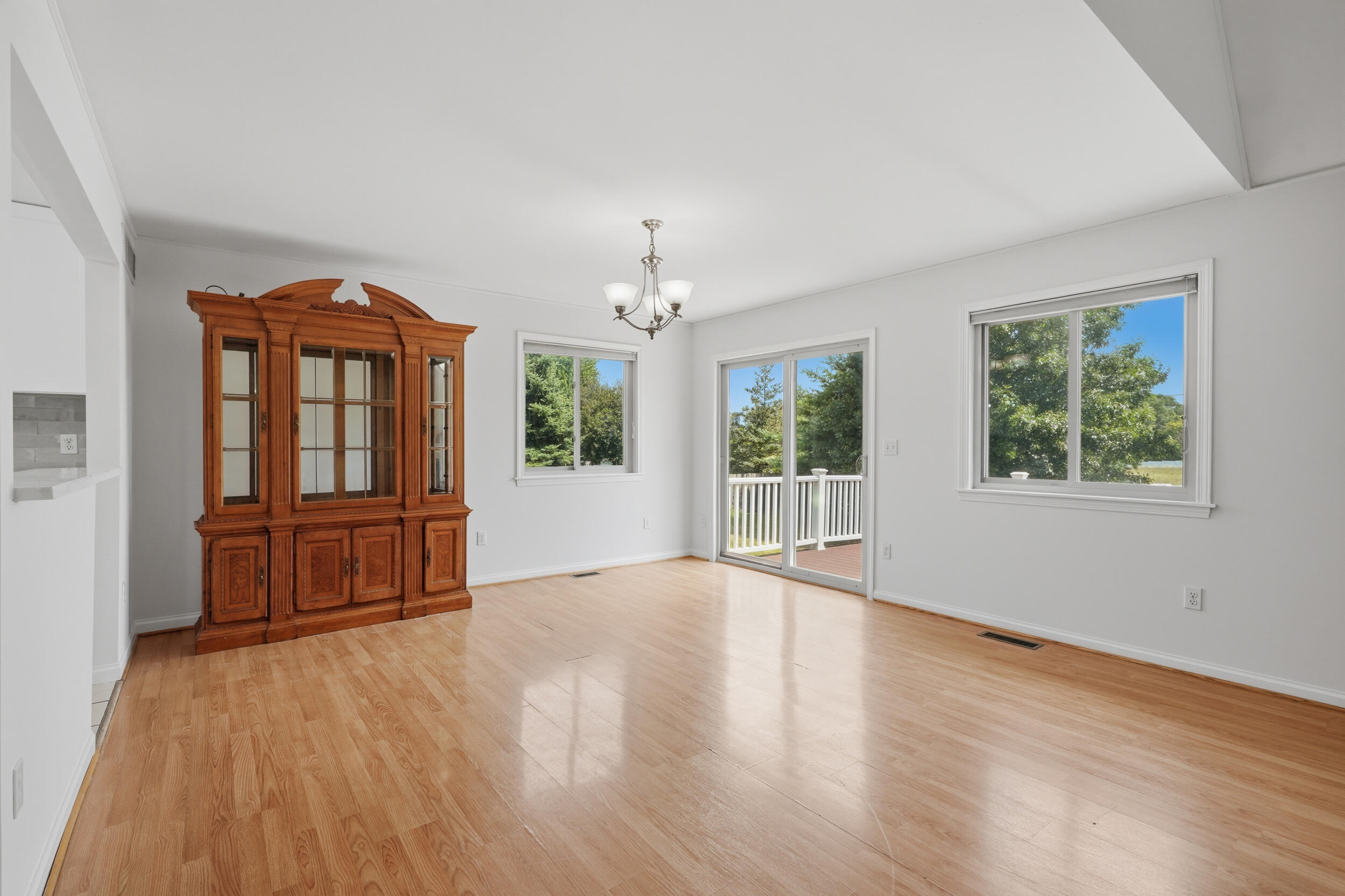 5983 Munger Road Property Photo 10