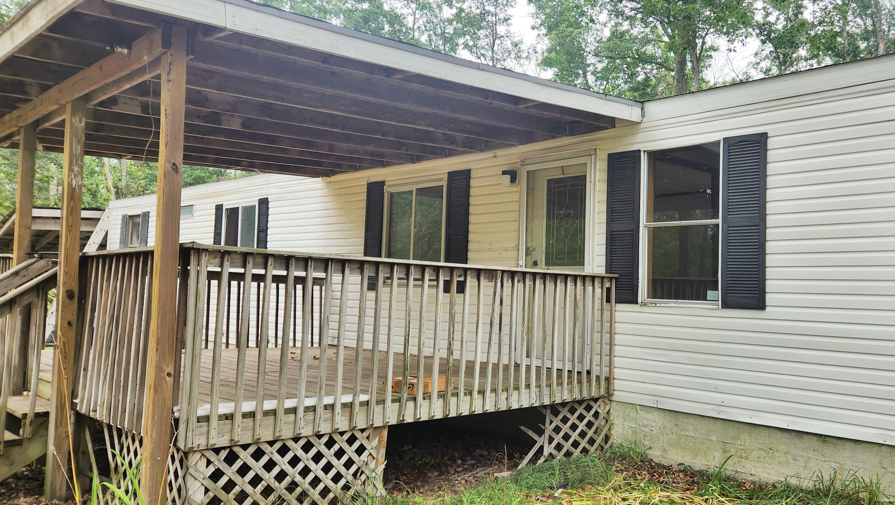 2314 W 15 Mile Road Property Photo 19