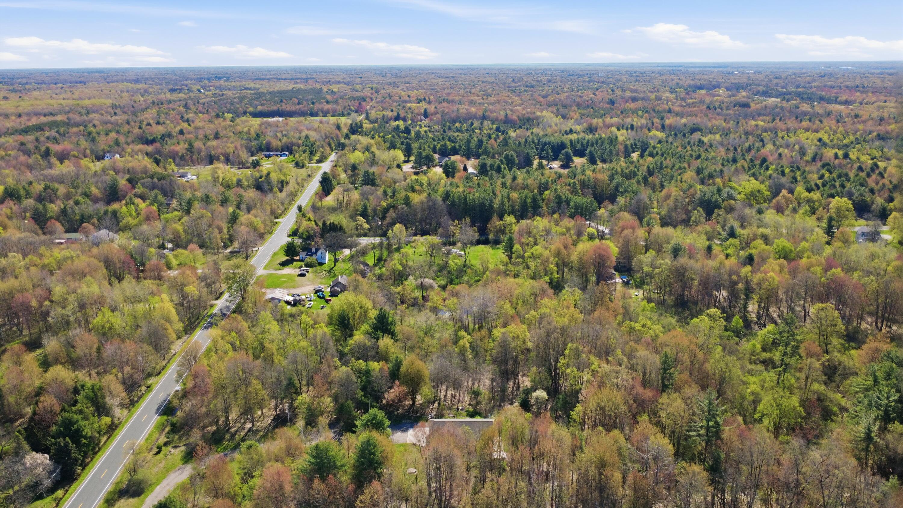 Vl W River Road Property Photo 5