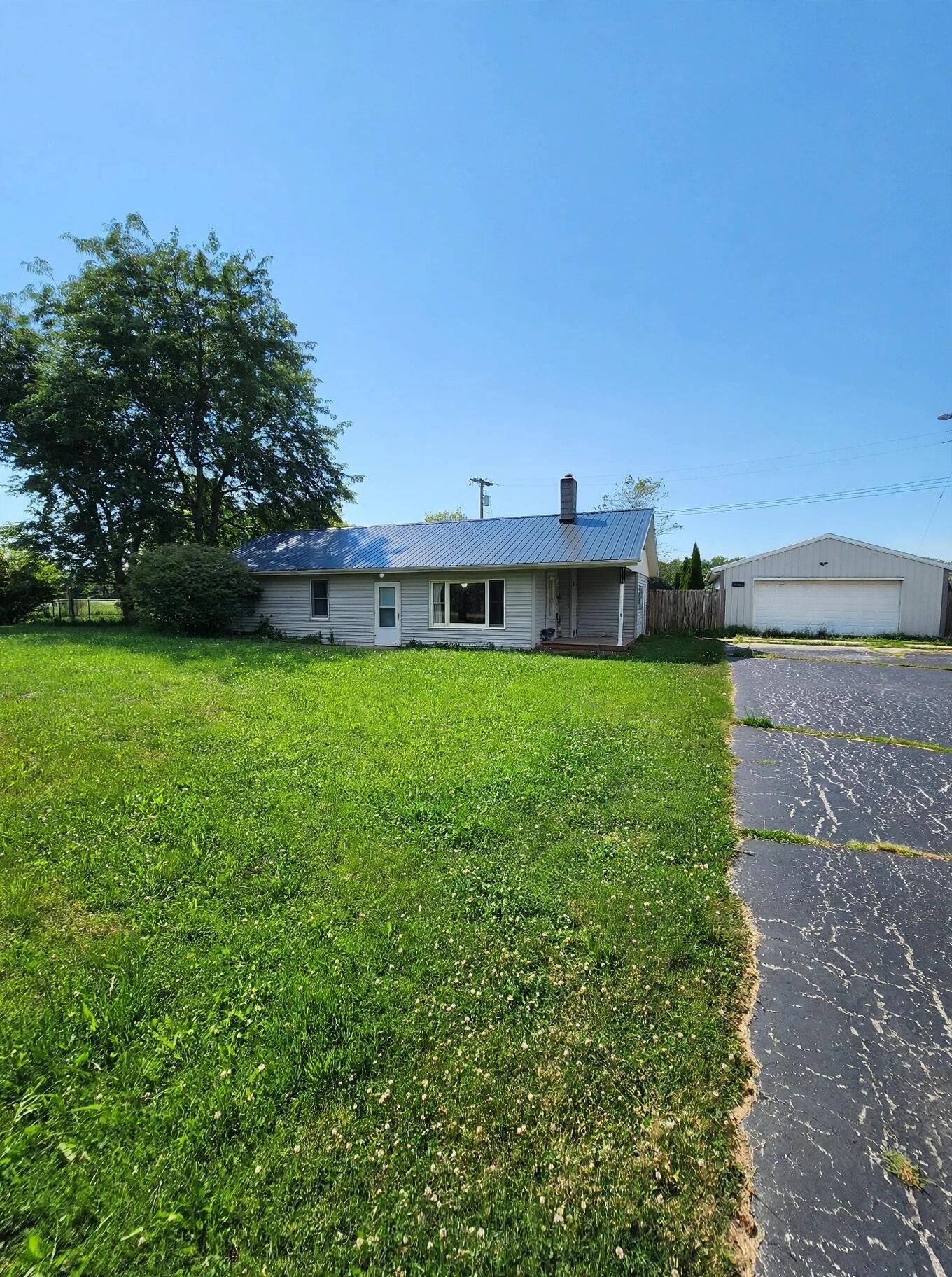 7410 Frankenmuth Road Property Photo 1