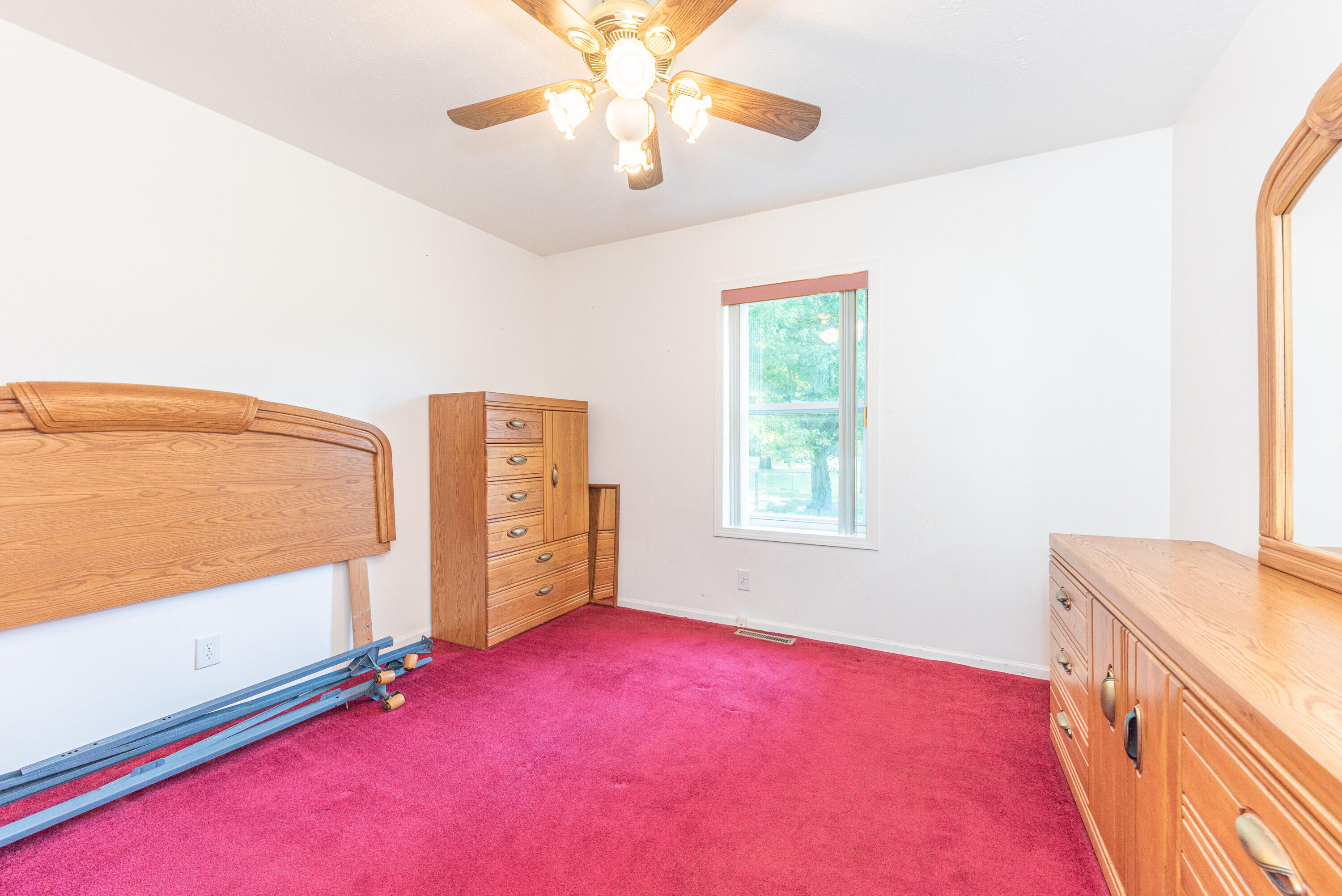 8002 Willow Road Property Photo 32