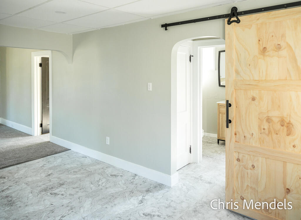 578 S Shore Drive Property Photo 28