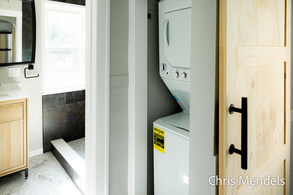 578 S Shore Drive Property Photo 34