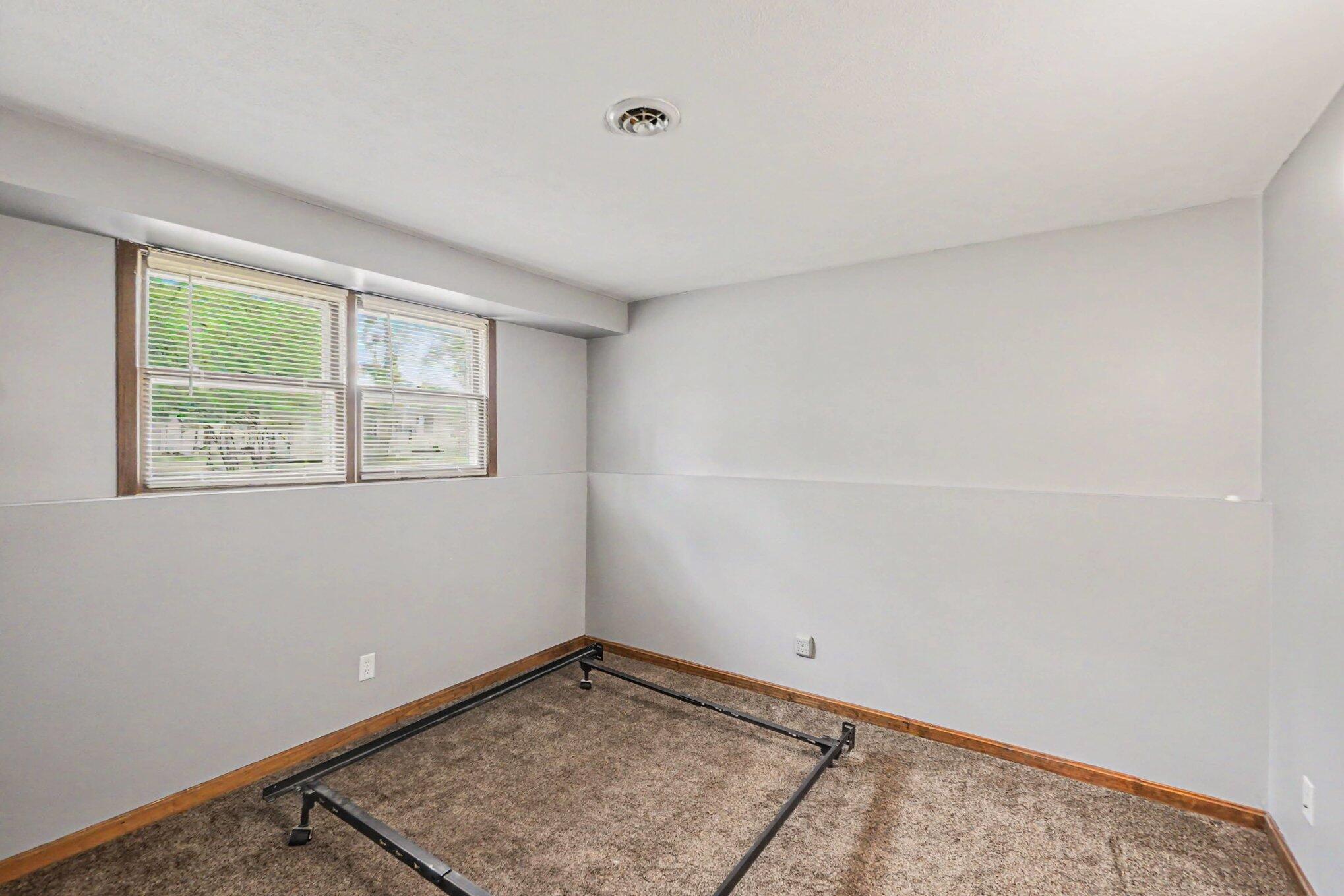 20420 Thornapple Lane Property Photo 14