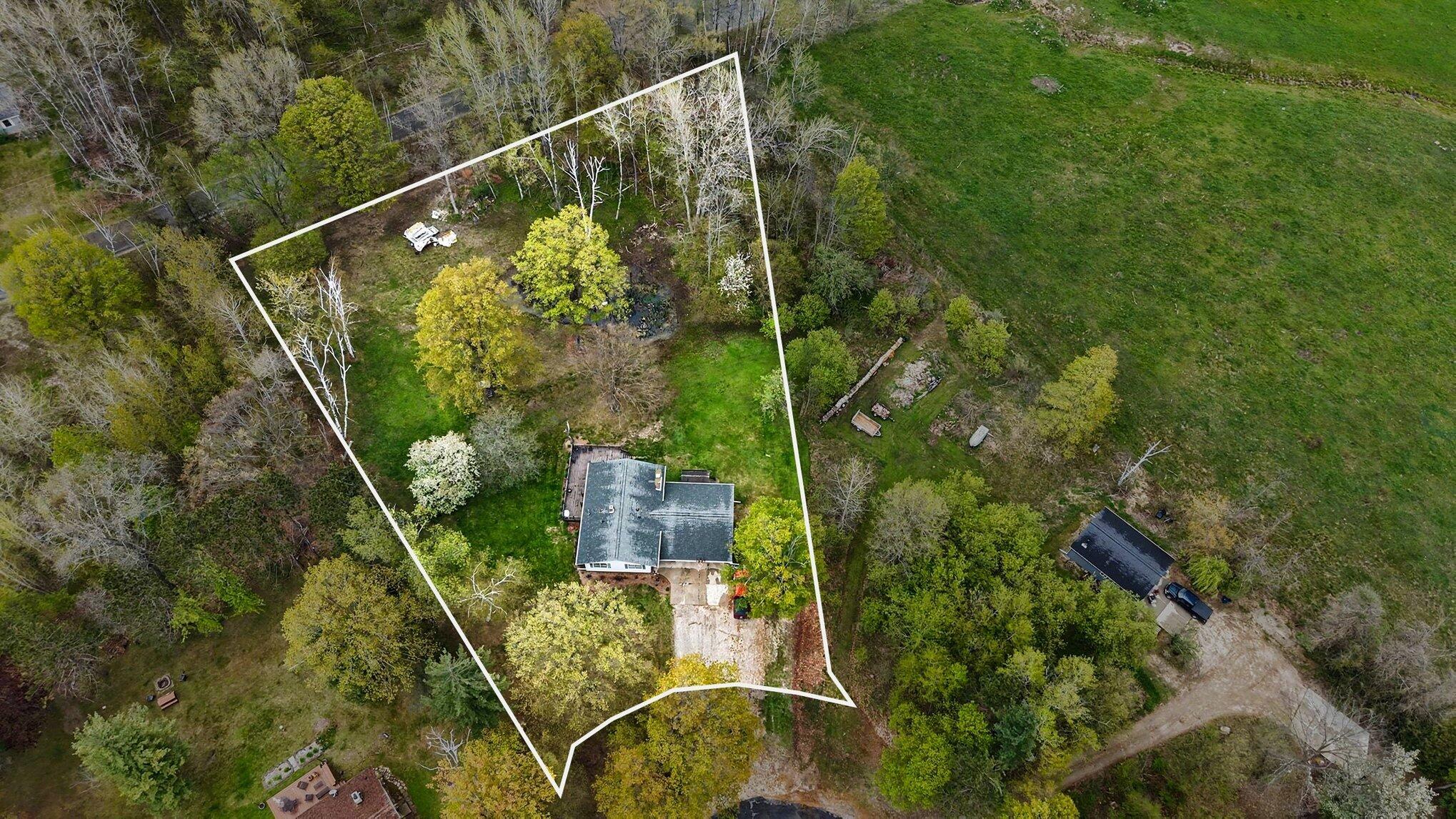 20420 Thornapple Lane Property Photo 30