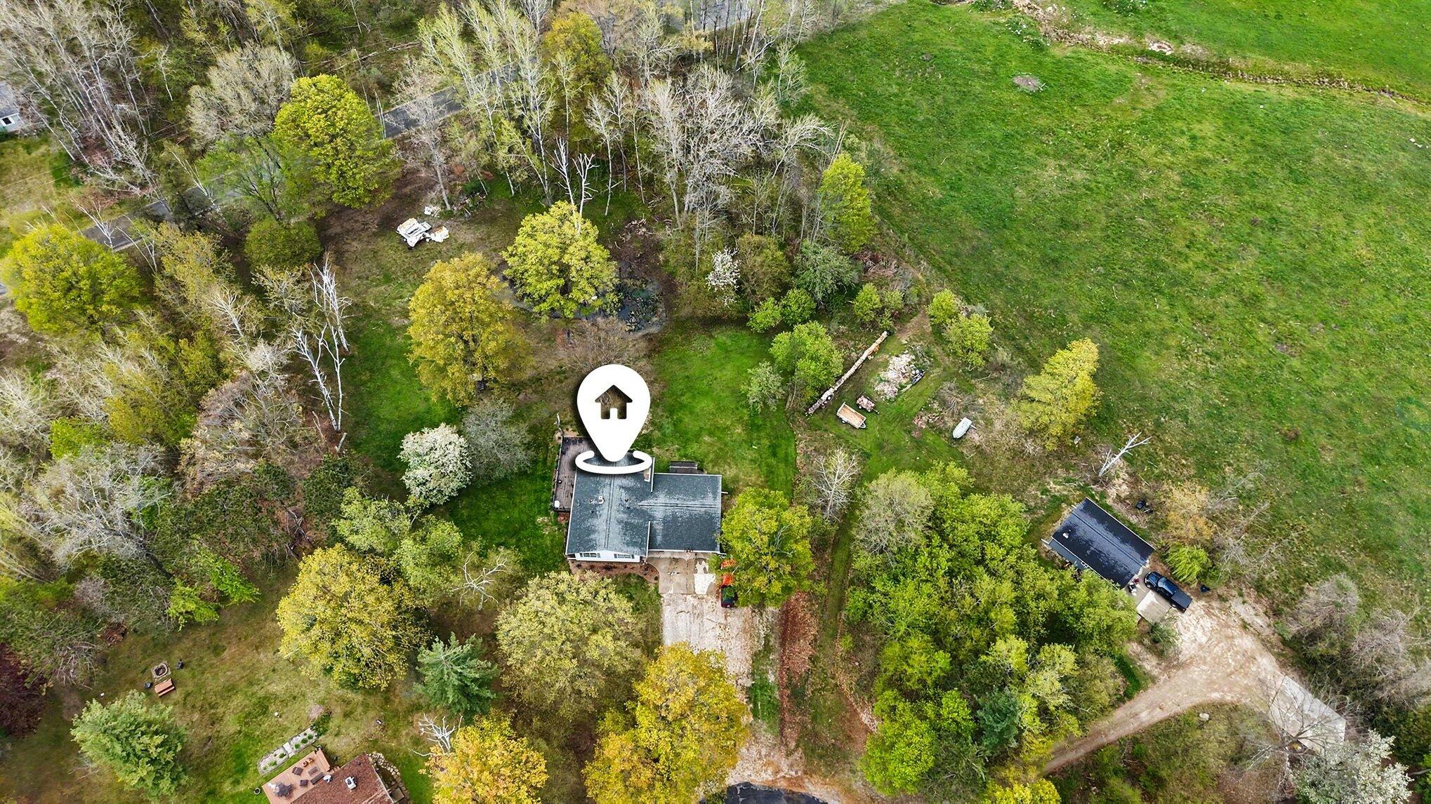20420 Thornapple Lane Property Photo 31