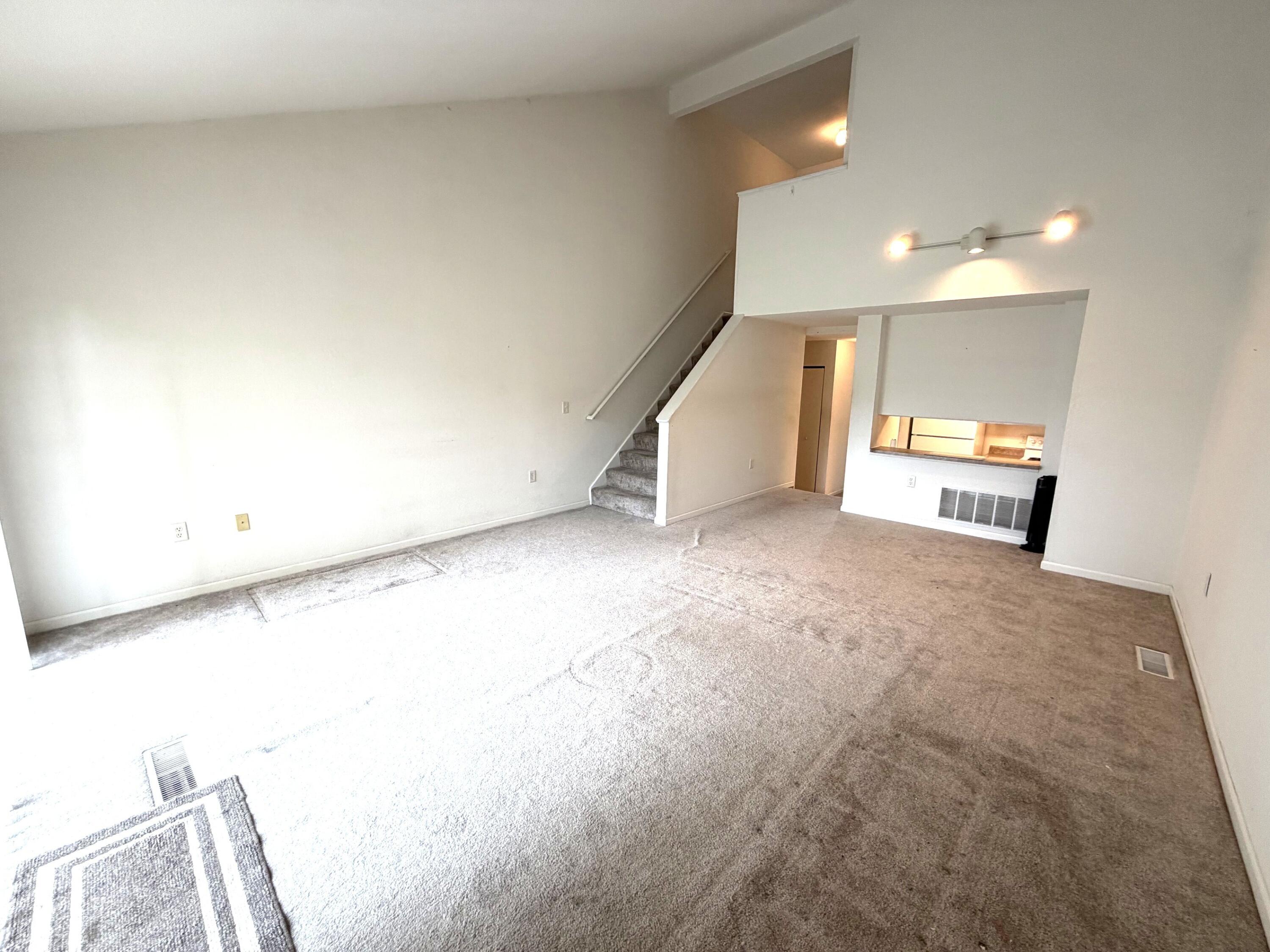 2118 Stone School Circle Property Photo 3