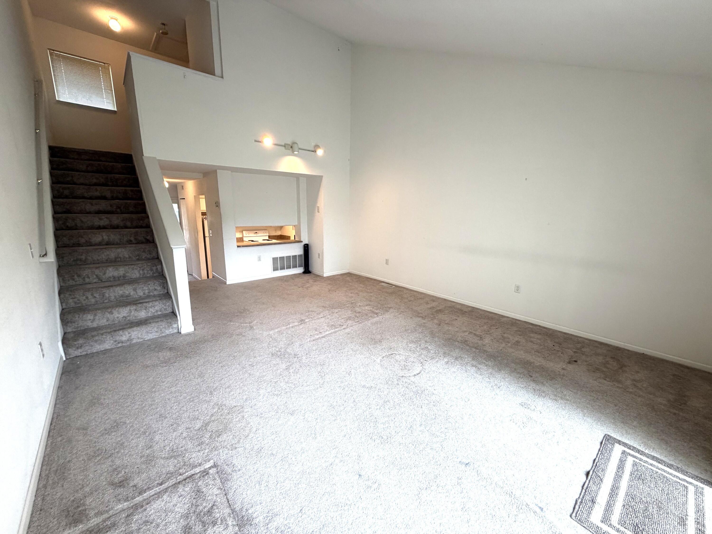 2118 Stone School Circle Property Photo 4