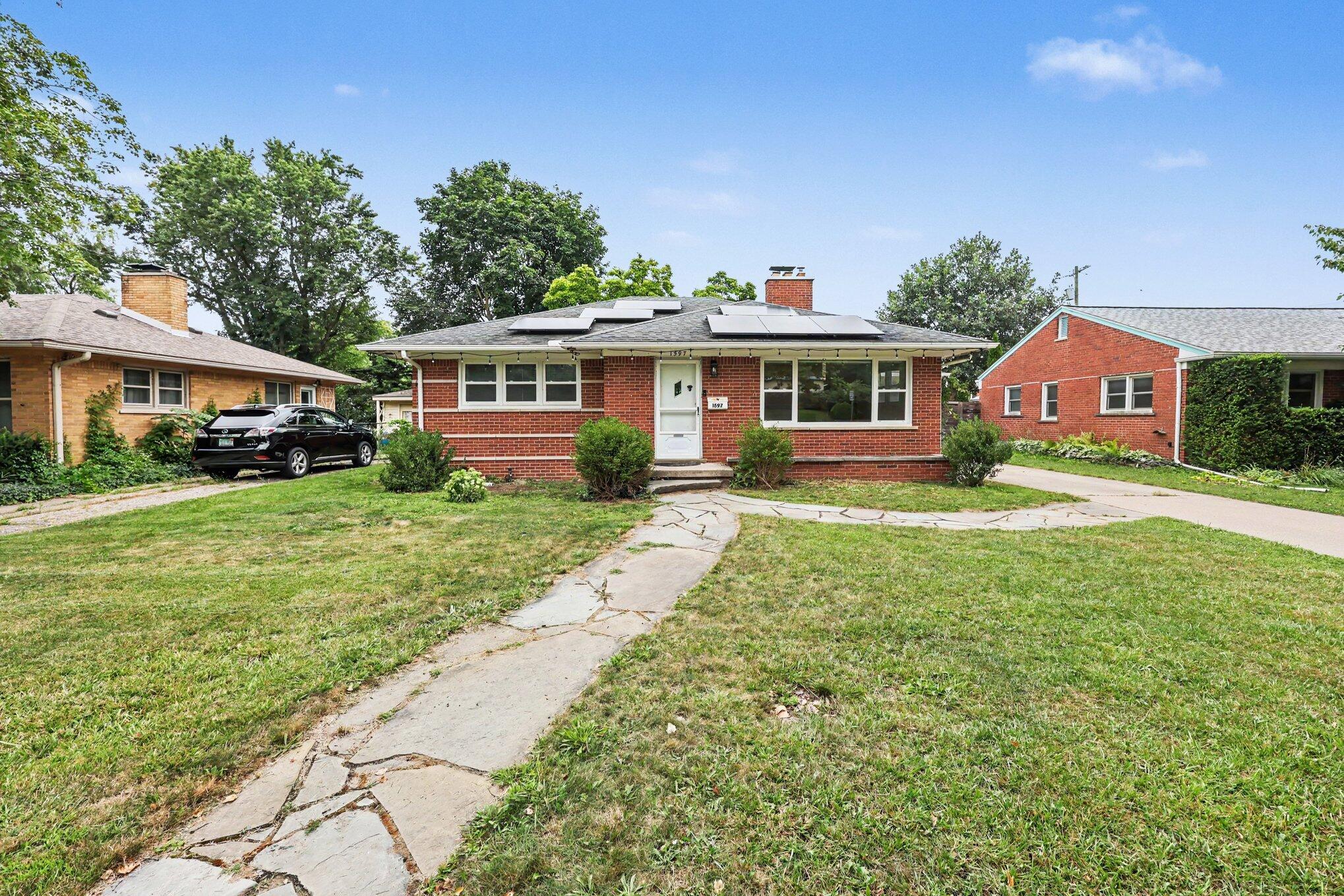 1597 Greenview Drive Property Photo 1