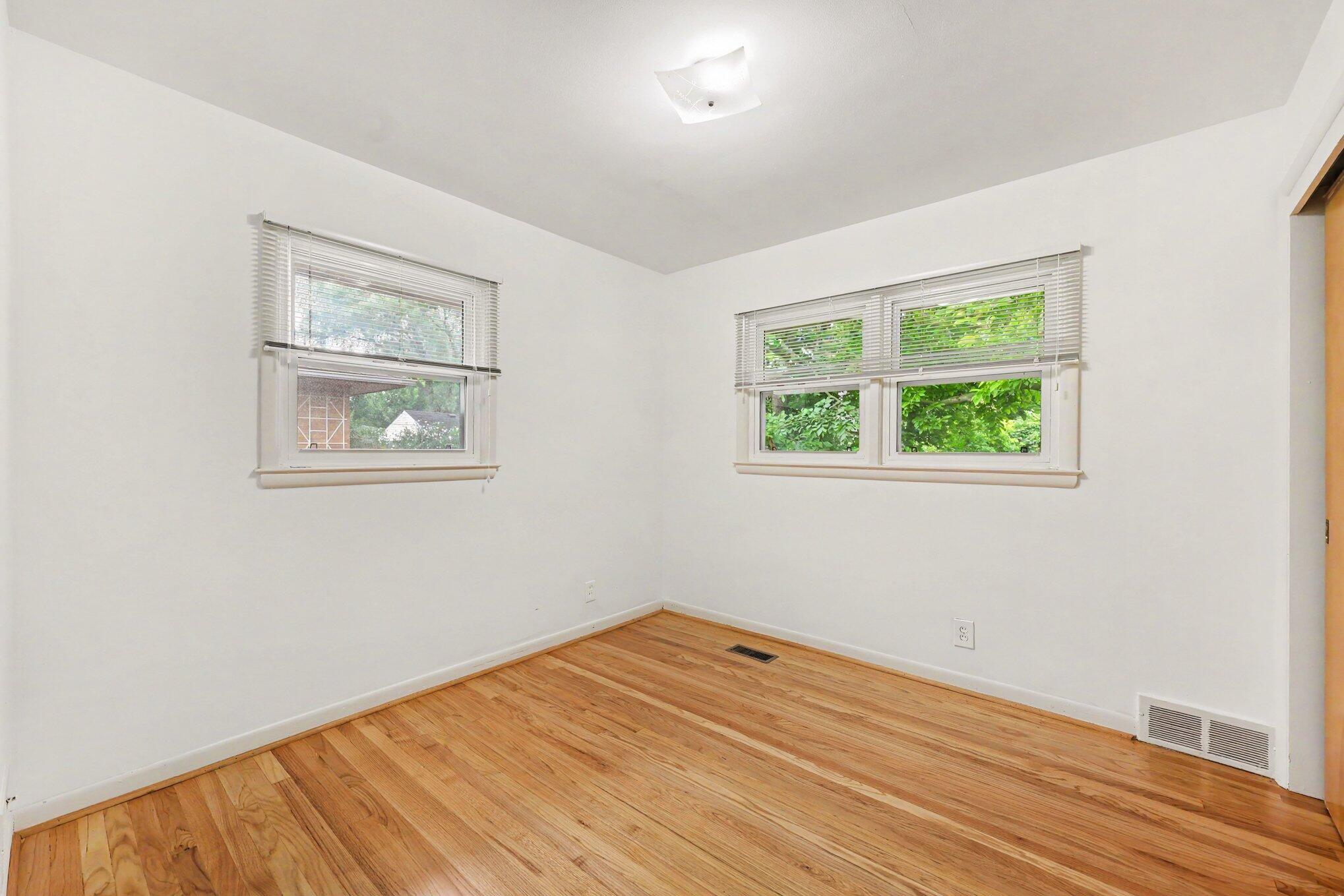 1597 Greenview Drive Property Photo 12