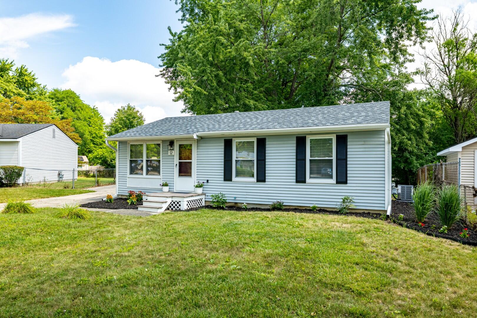 12 W Eden Court Property Photo 25