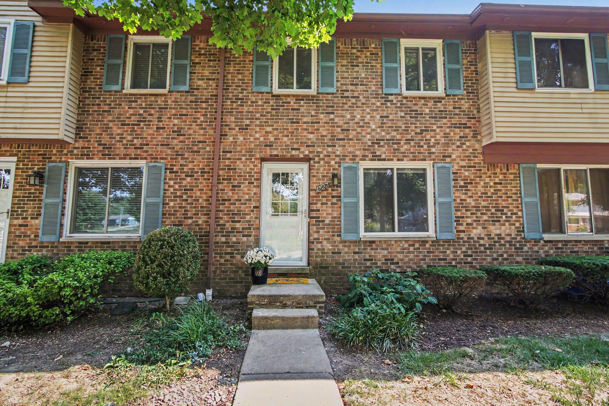 227 Sheffield Drive Property Photo 1