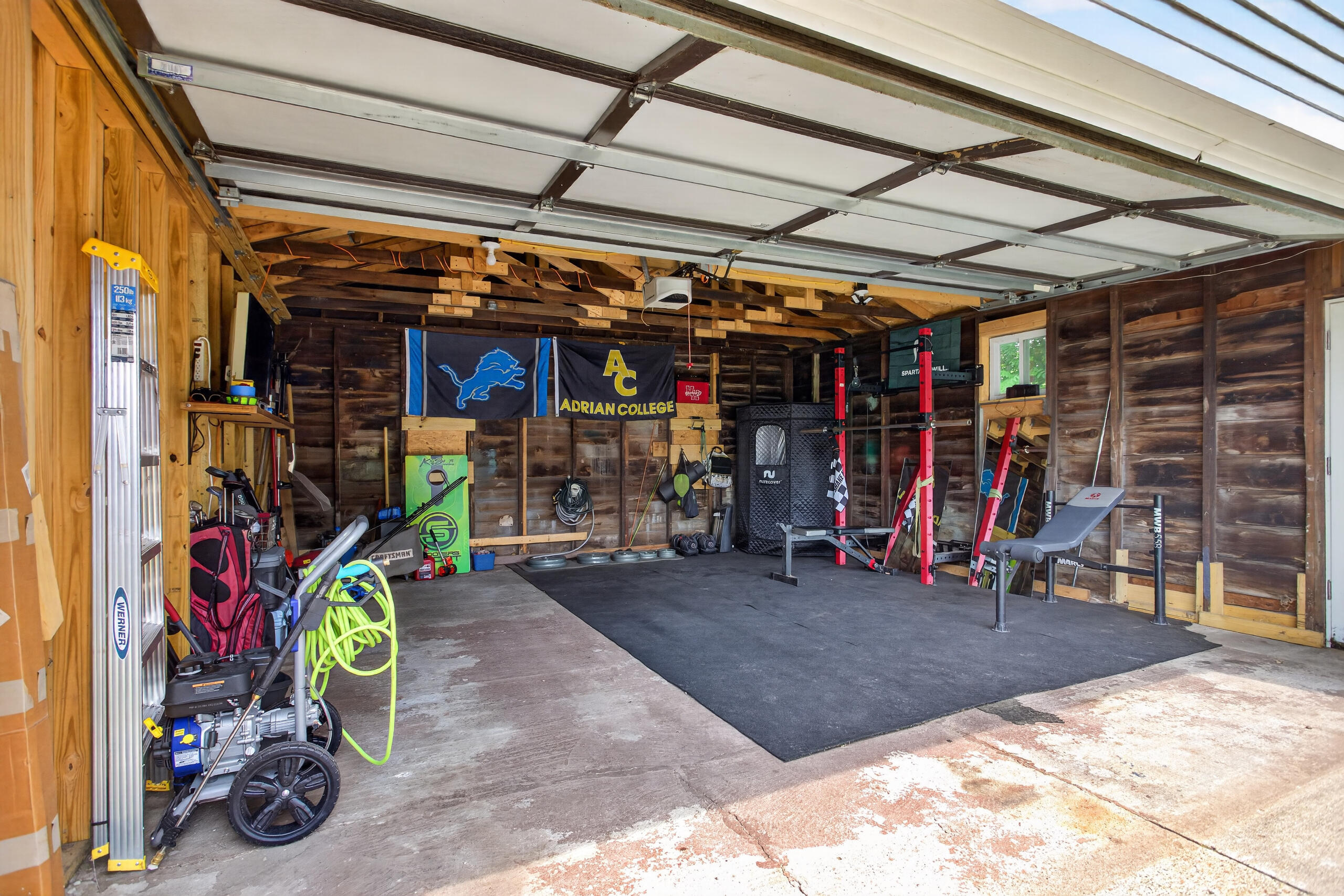 438 W Monroe Street Property Photo 25