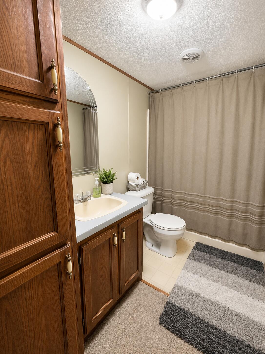 12945 Saddler Road Property Photo 8