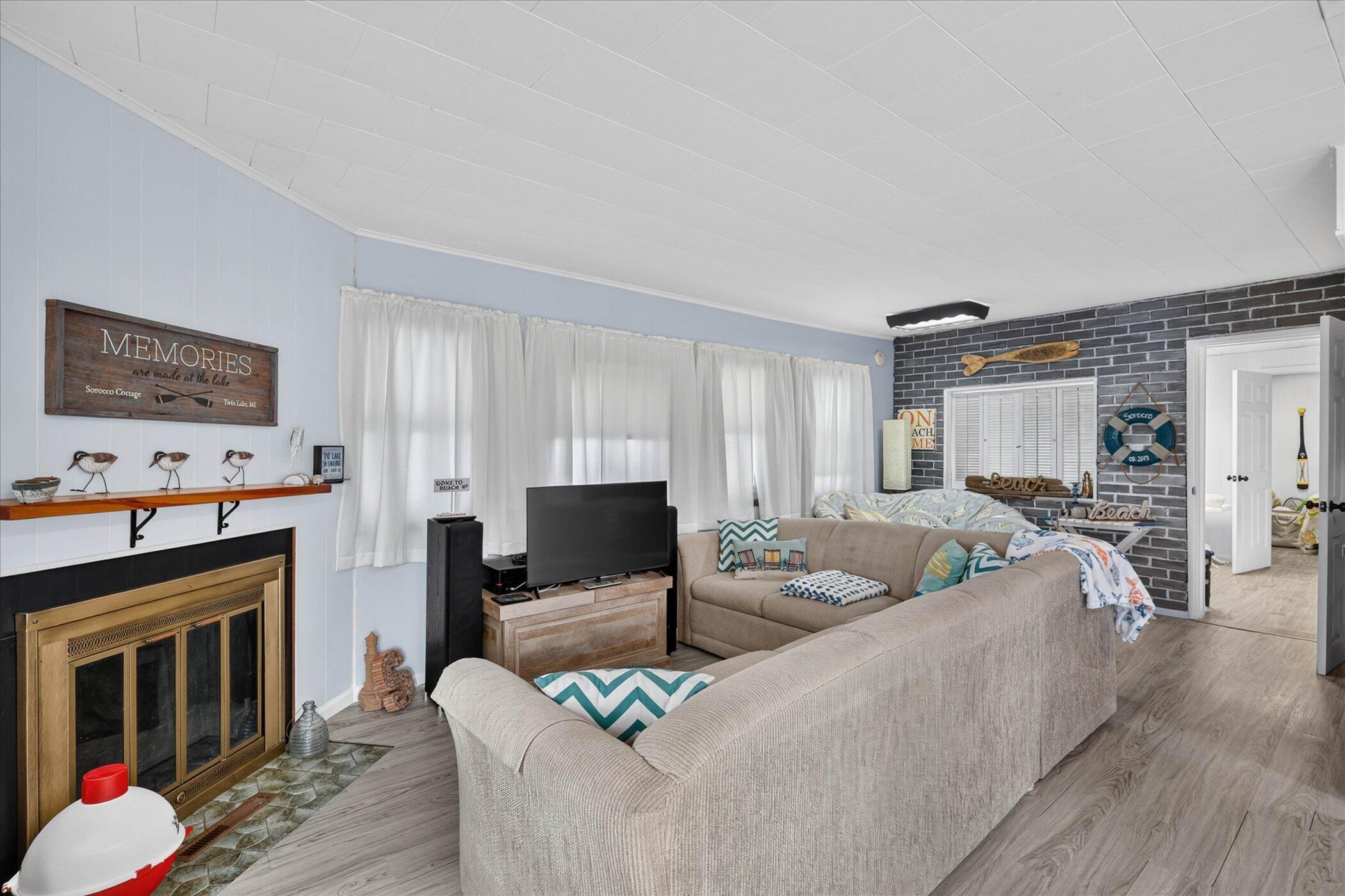 52784 Twin Lakeview Drive Property Photo 12