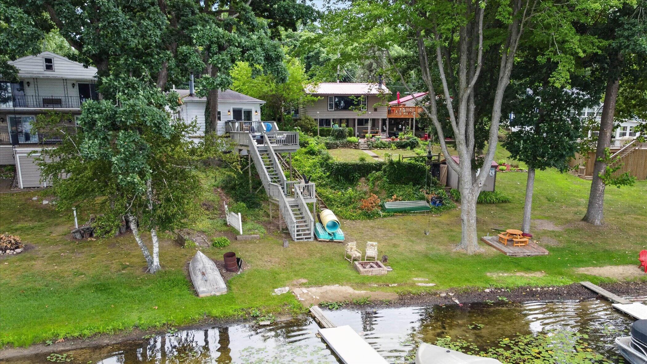52784 Twin Lakeview Drive Property Photo 32