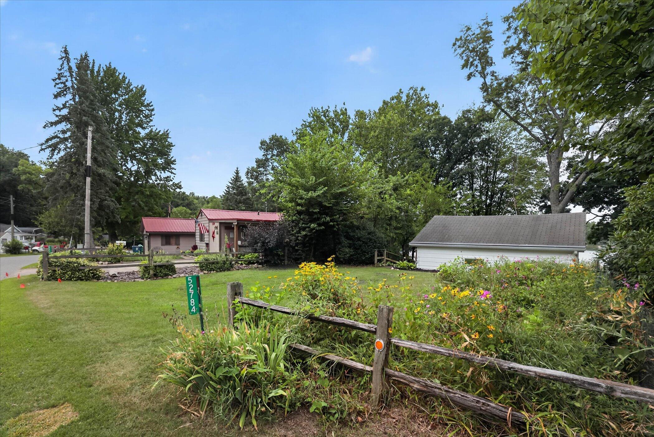 52784 Twin Lakeview Drive Property Photo 44
