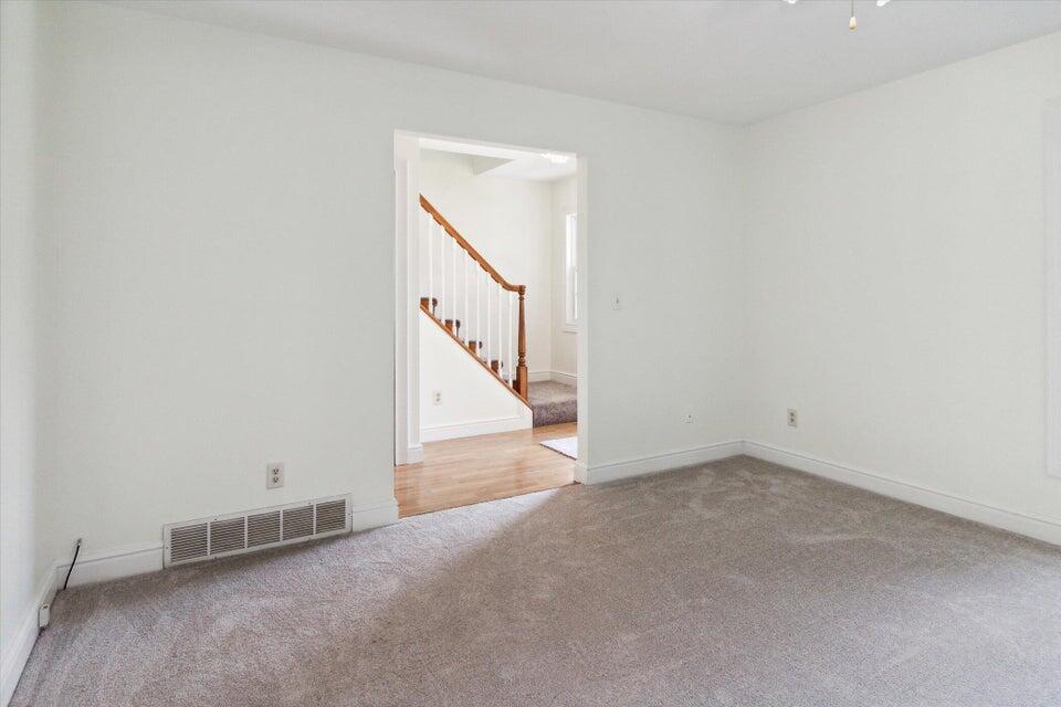 538 W Upton Avenue Property Photo 7