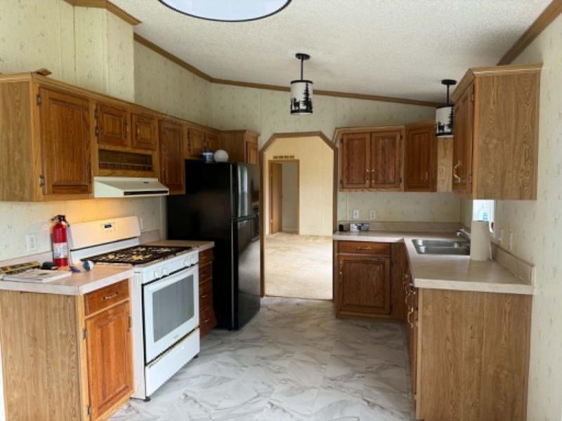 5800 Brining Road Property Photo 11