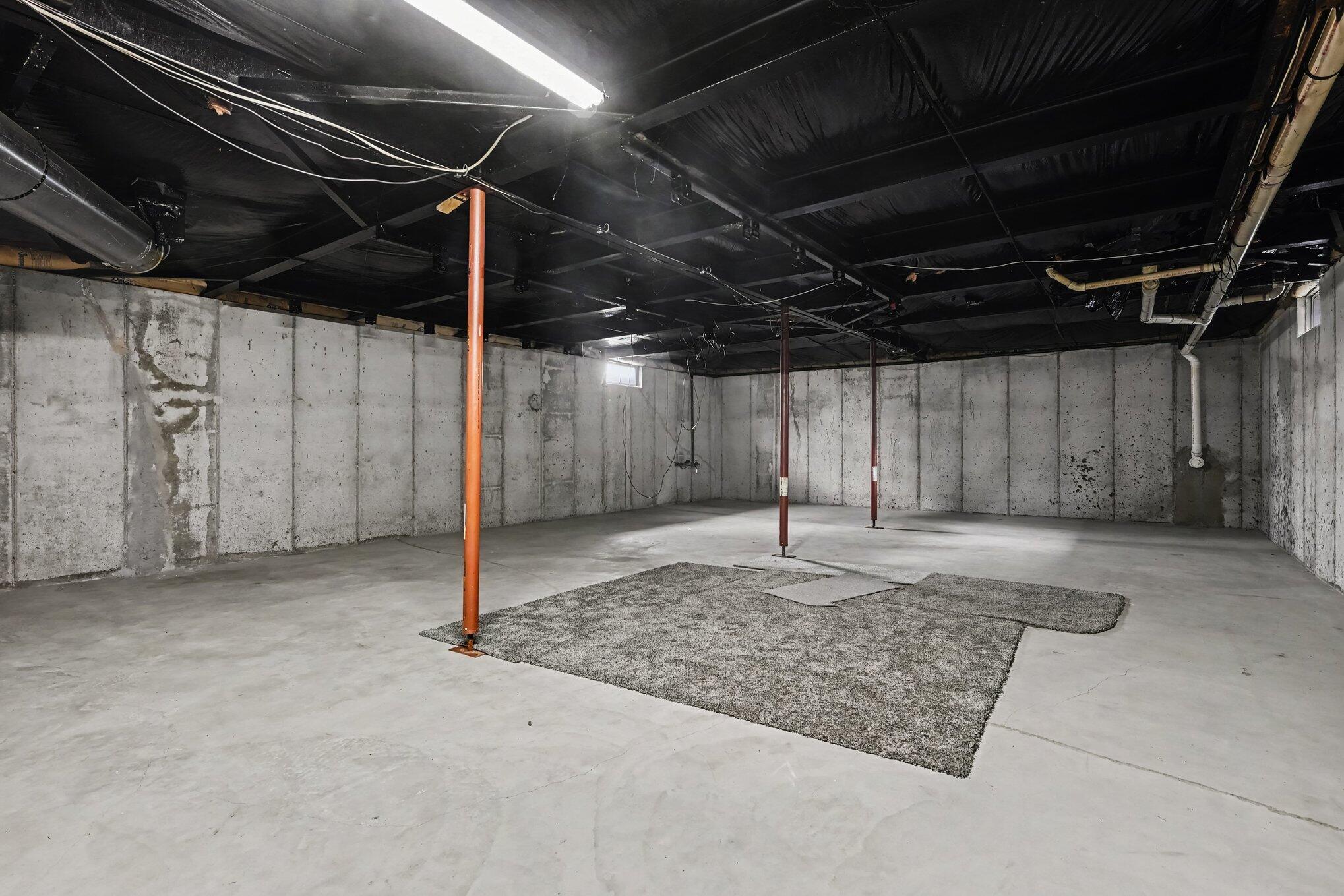 511 N Erie Street Property Photo 20