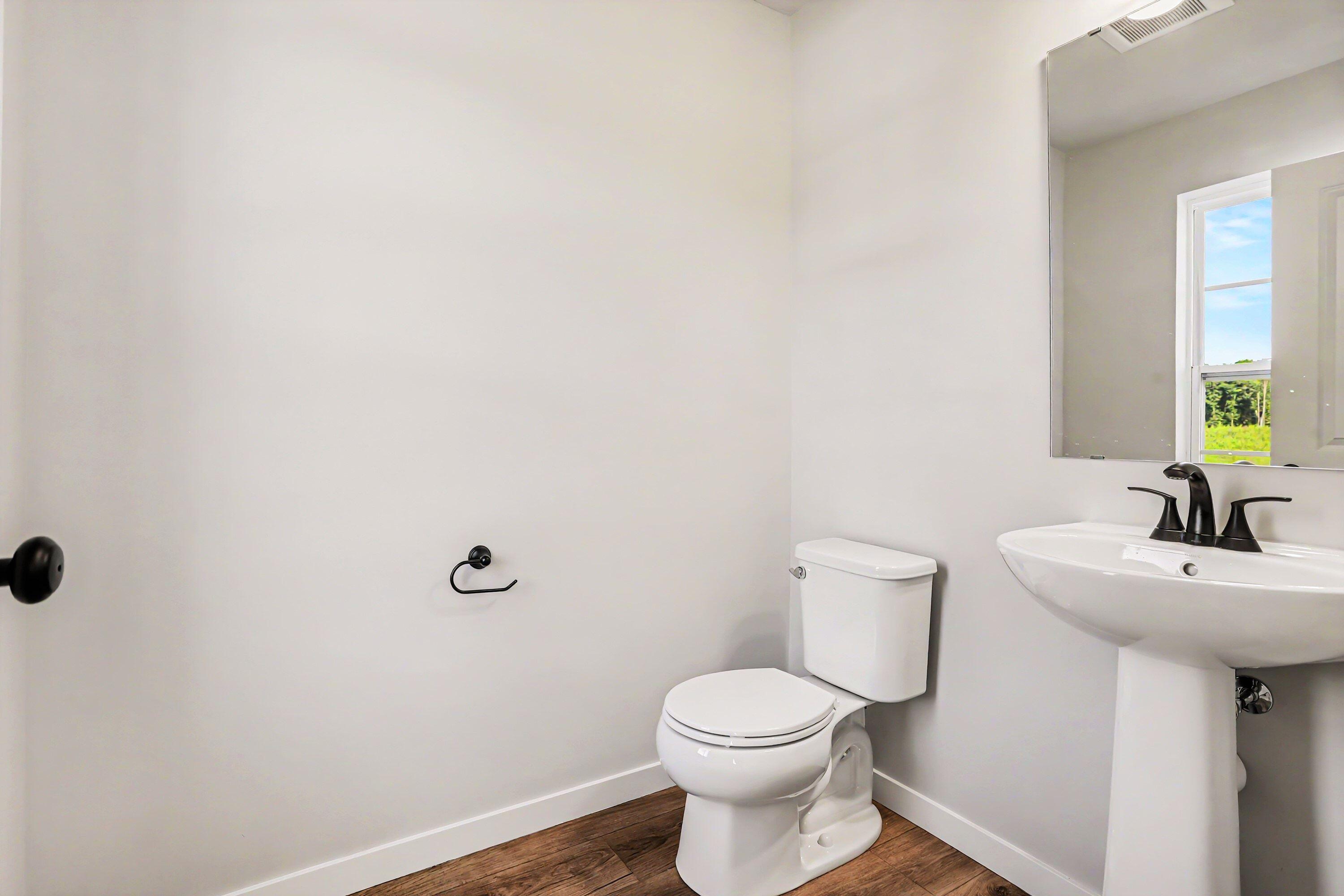 18370 Loganwood Trail Property Photo 4