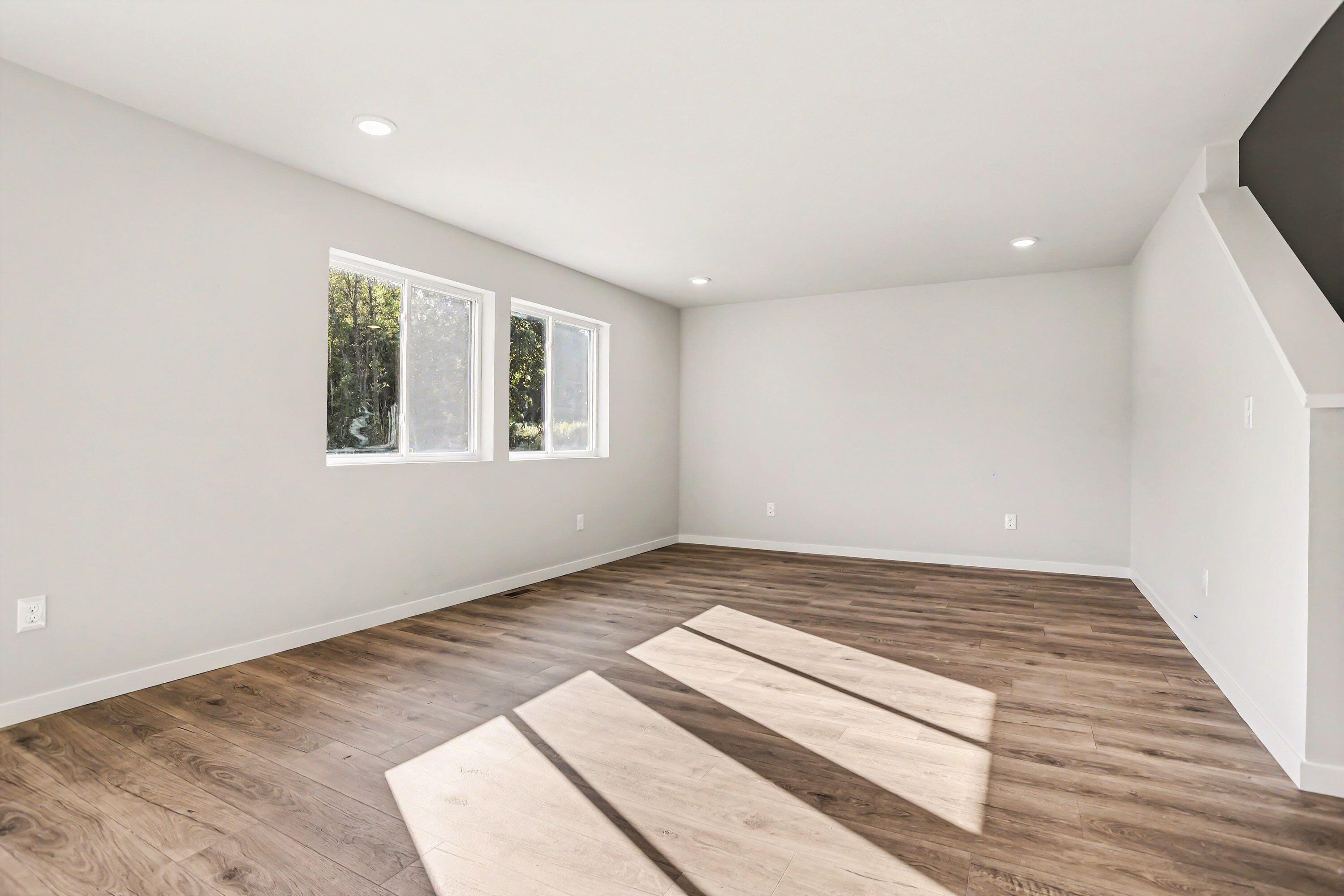 18370 Loganwood Trail Property Photo 8