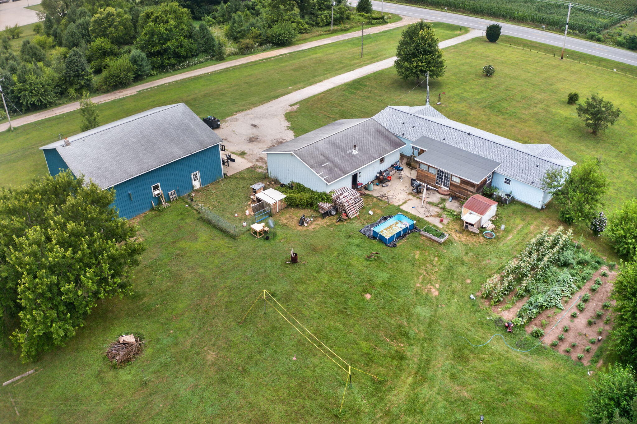30083 M 62 W Property Photo 29