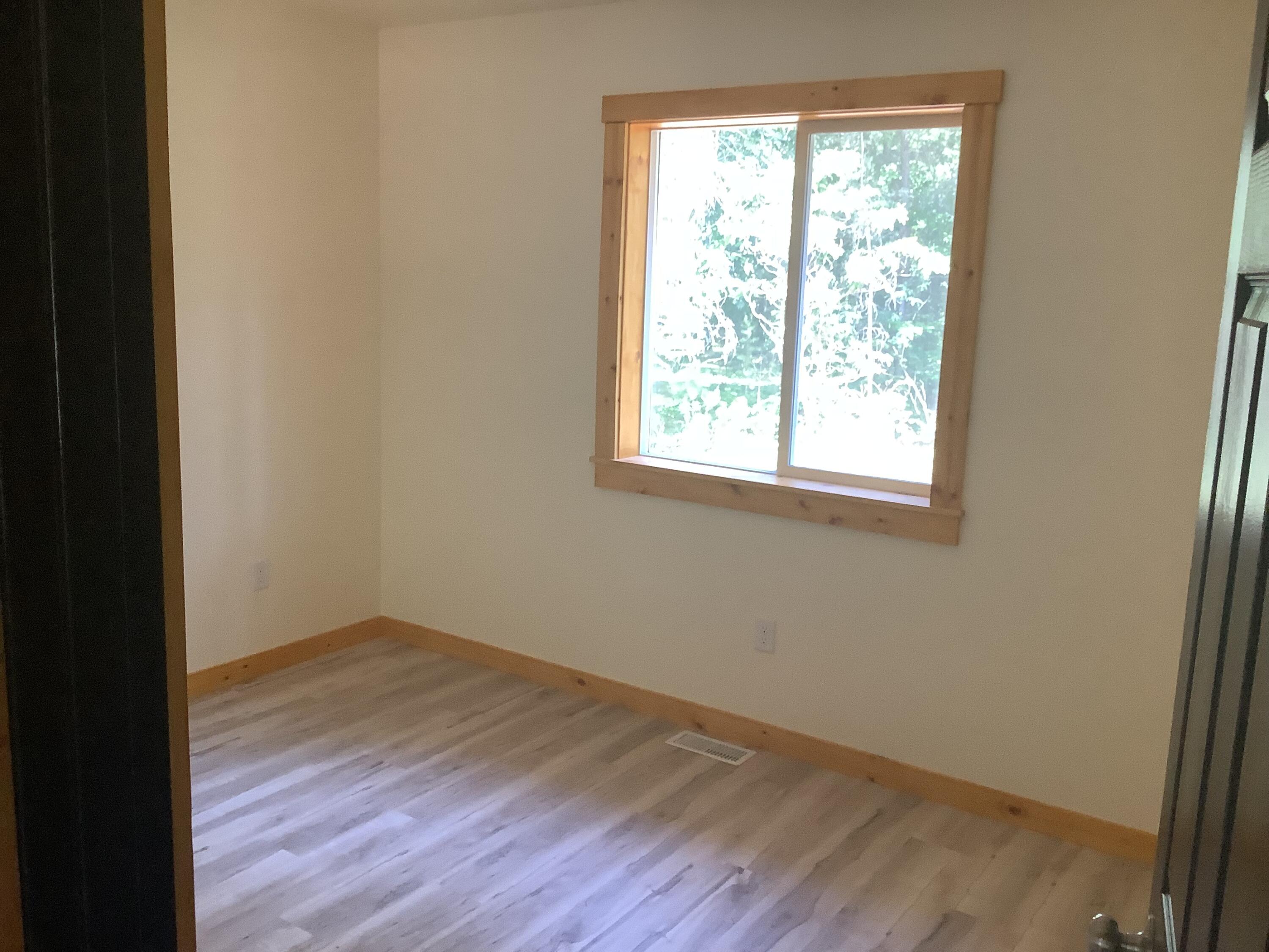 14357 Elk Run Property Photo 35