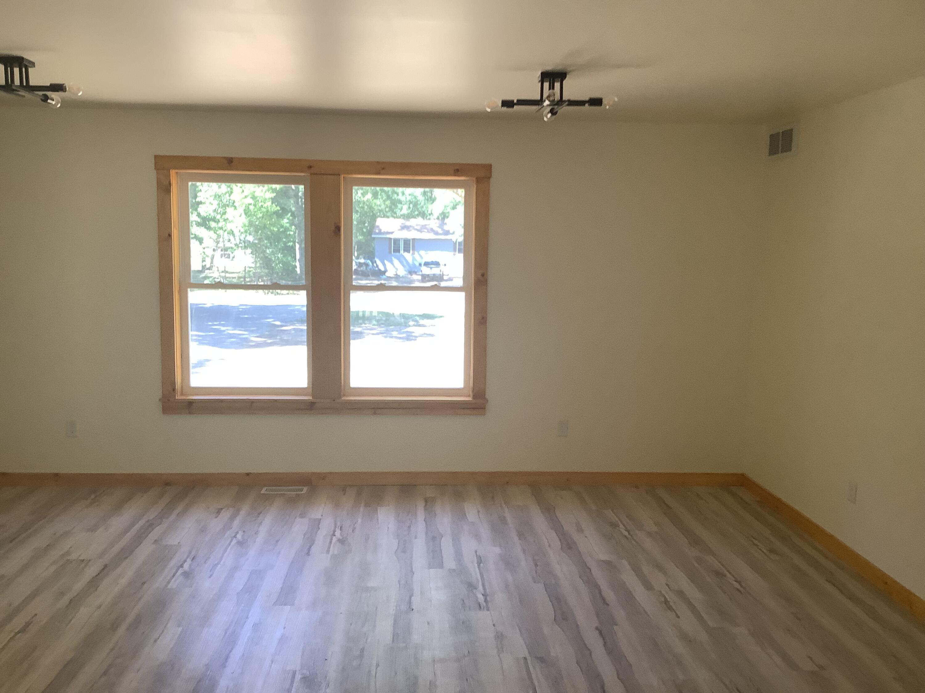 14357 Elk Run Property Photo 38