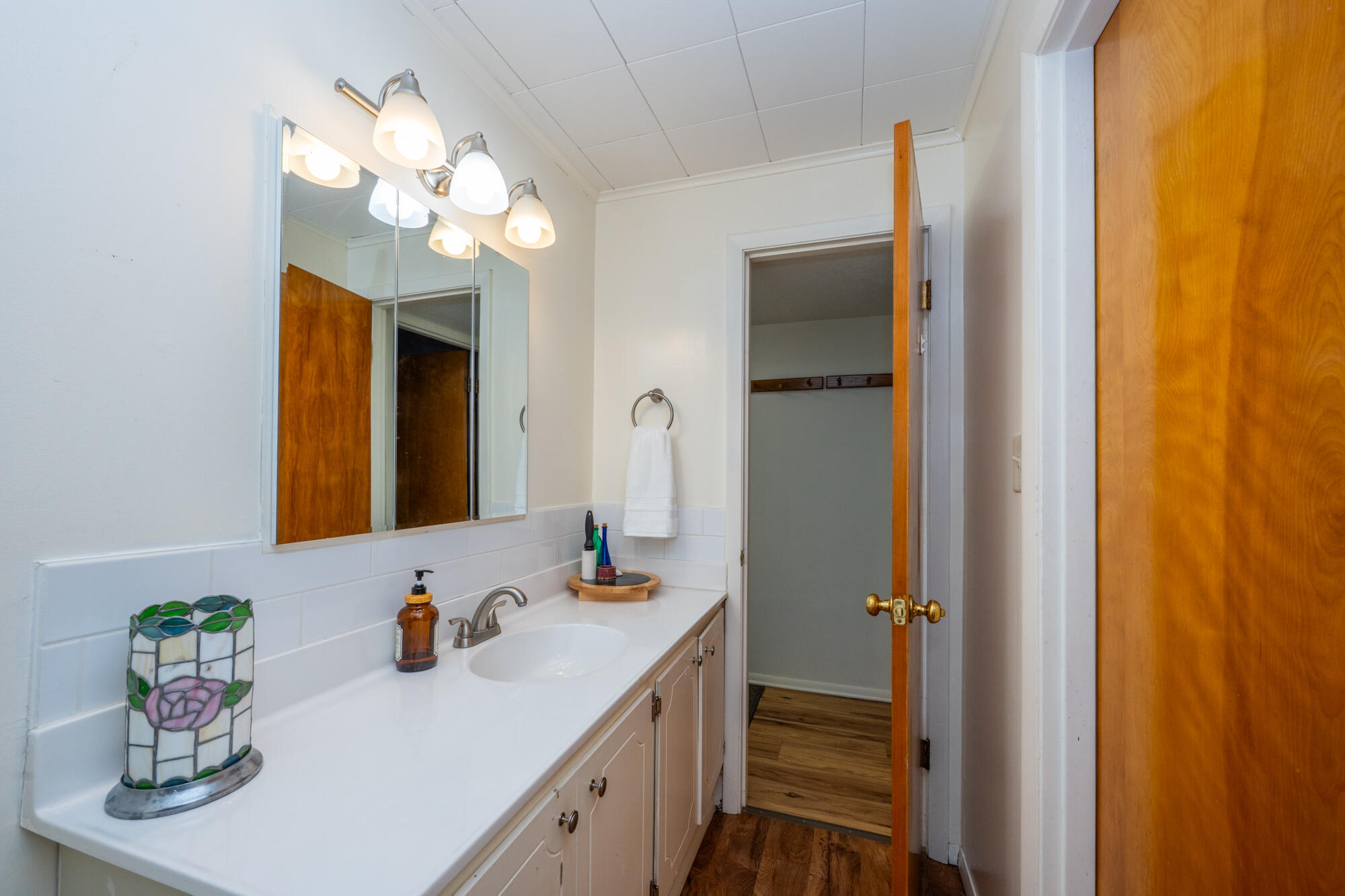 10476 Range Line Road Property Photo 47