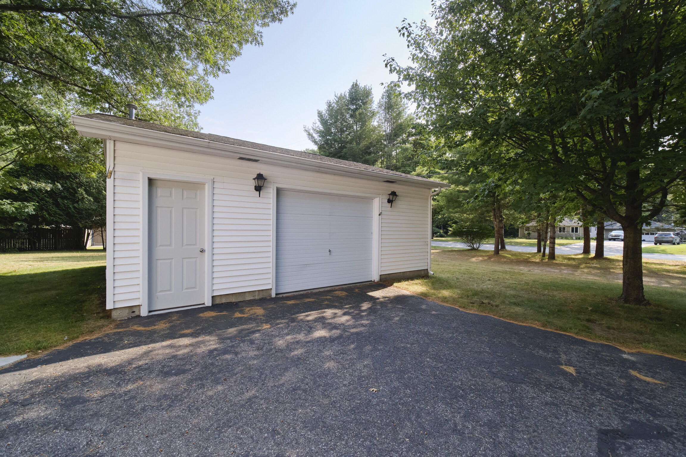 2615 Hill Road Property Photo 36