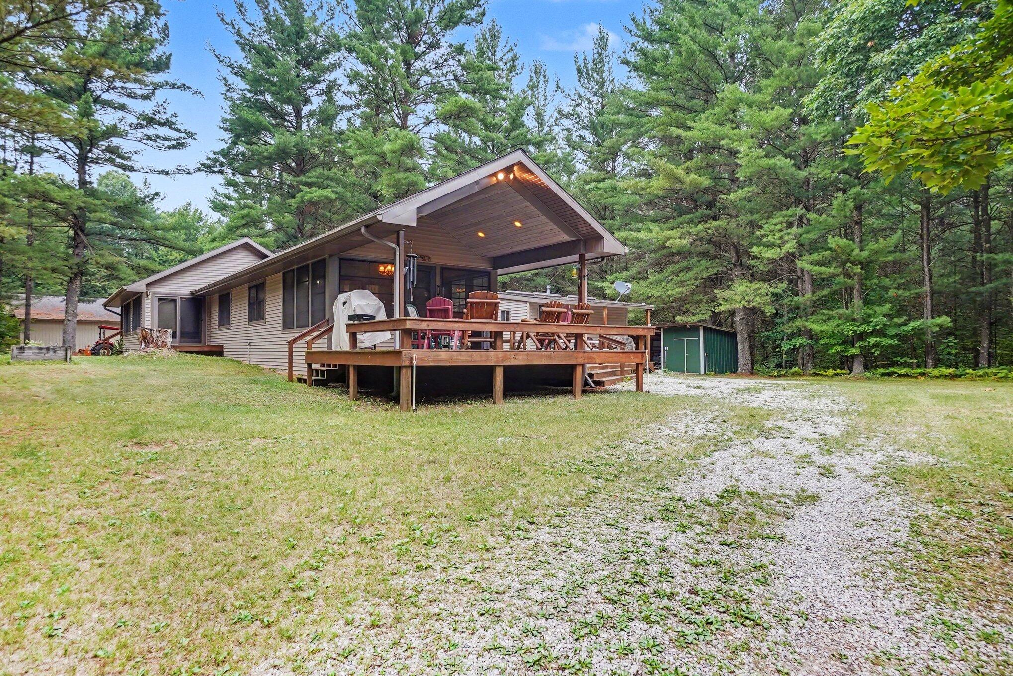 6898 E 5 Mile Road Property Photo 4