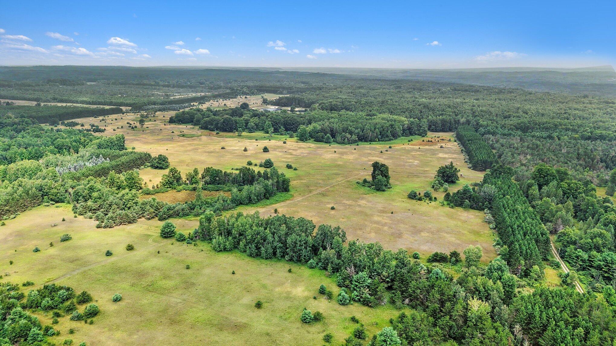 6898 E 5 Mile Road Property Photo 17