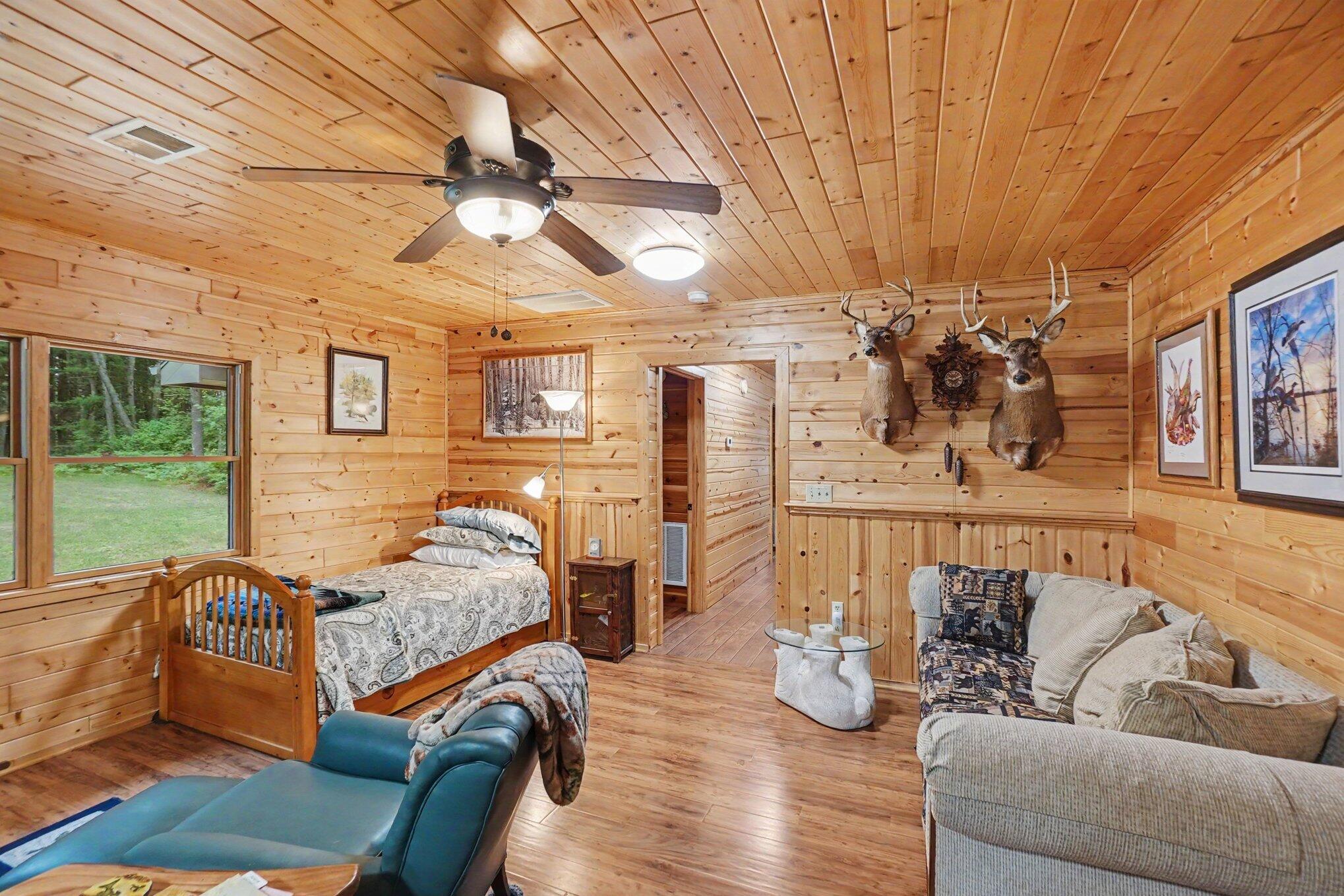 6898 E 5 Mile Road Property Photo 26