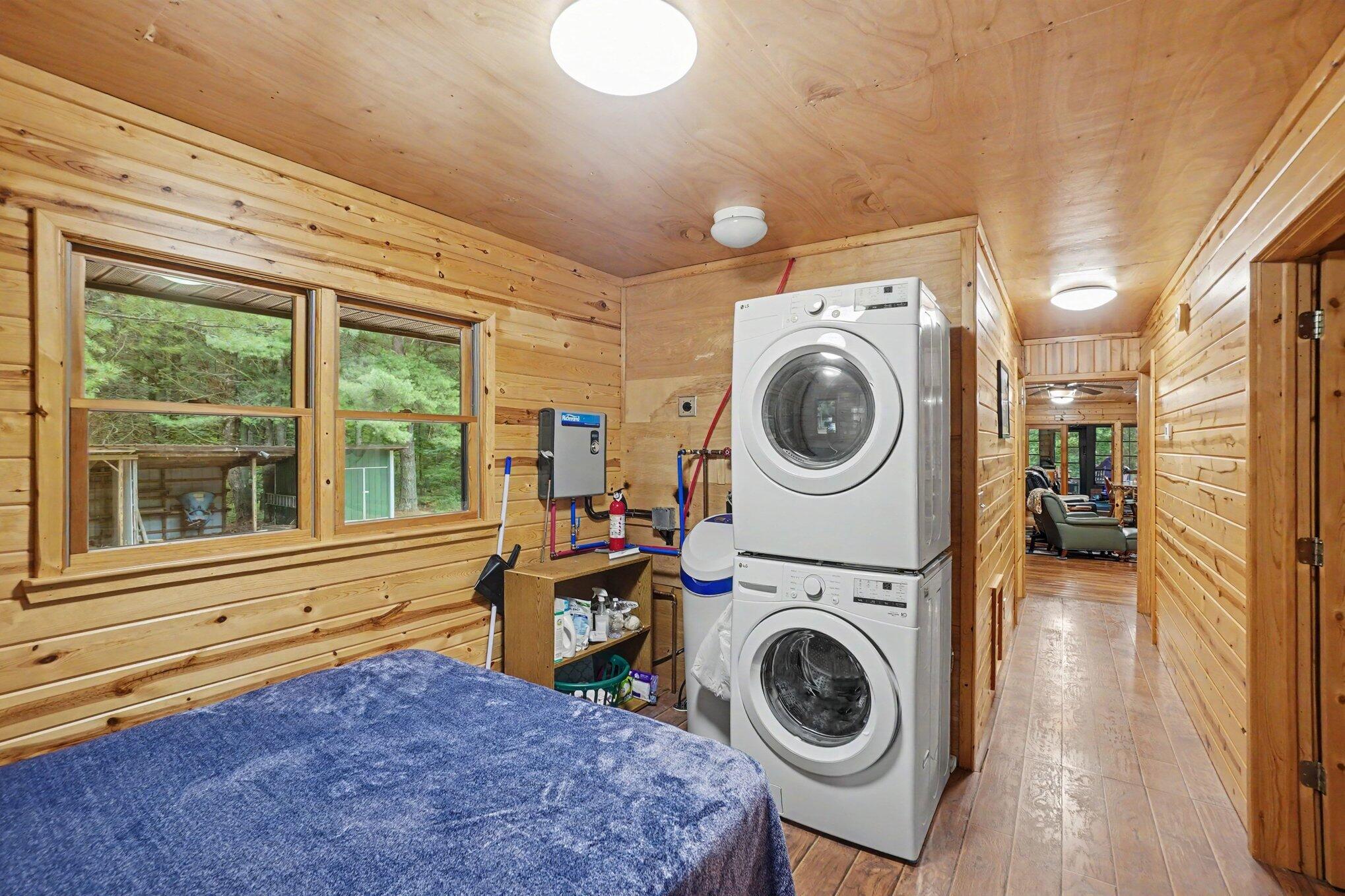 6898 E 5 Mile Road Property Photo 34