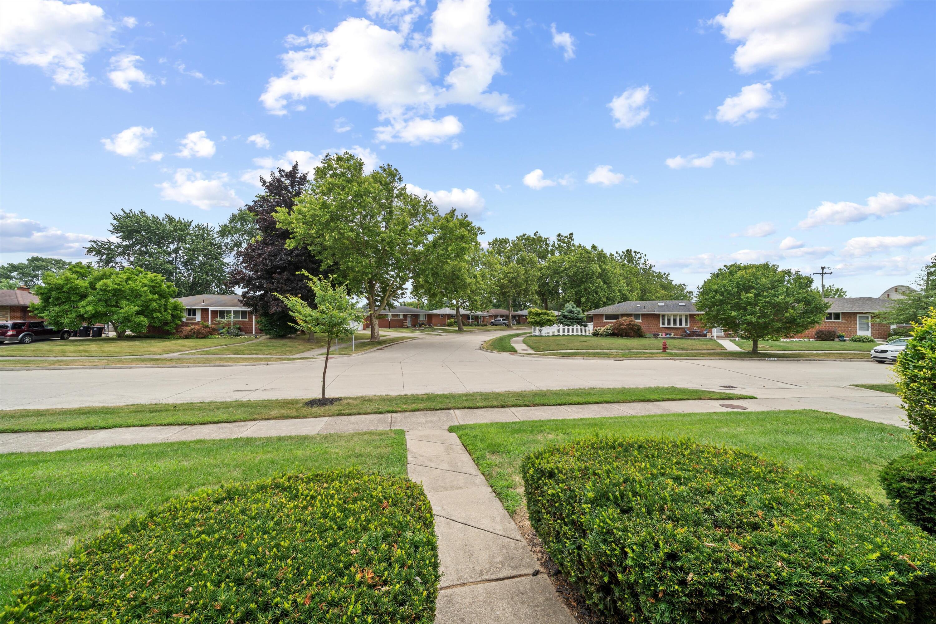 30906 Roycroft Street Property Photo 43