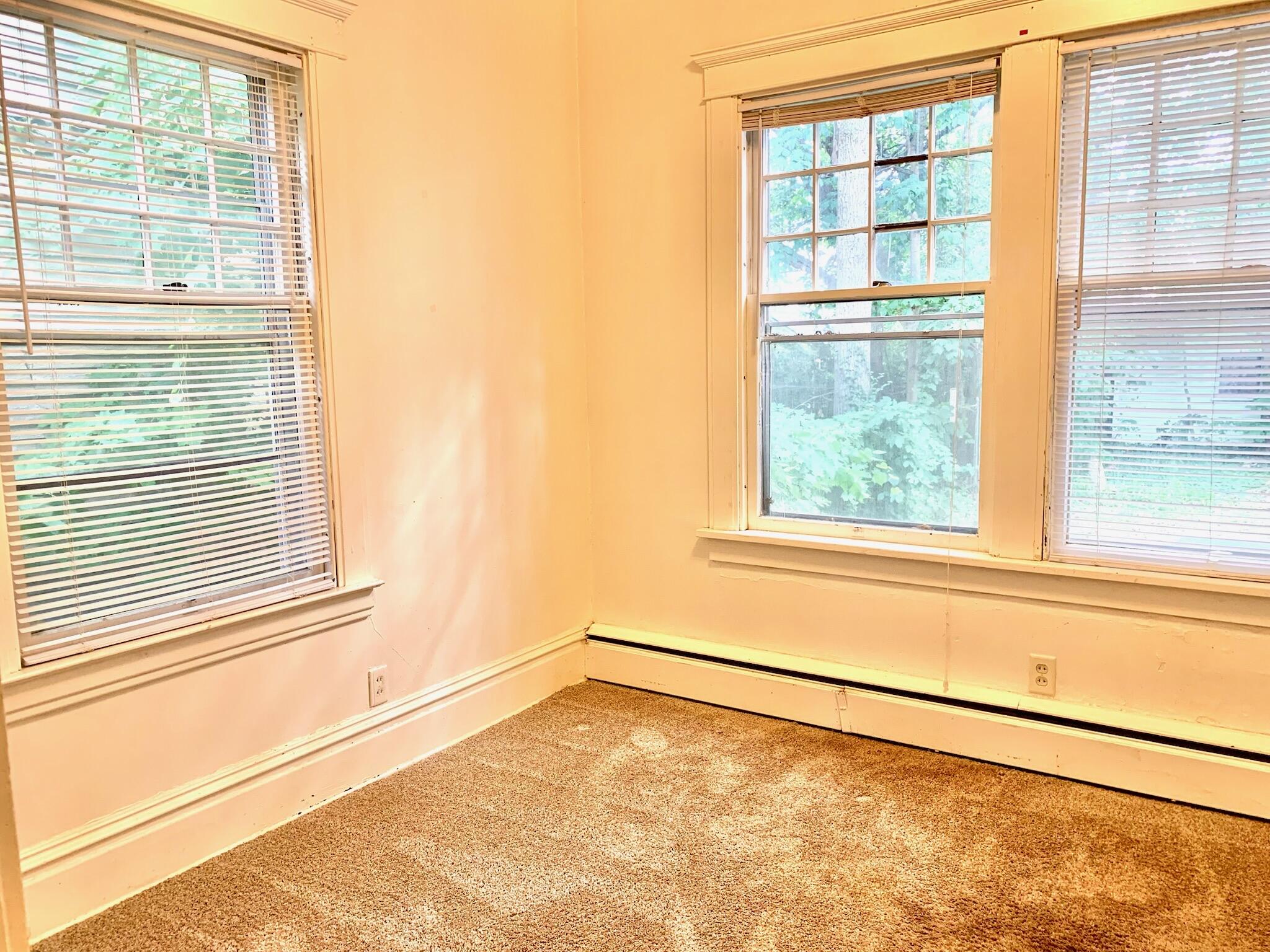 117 W Dutton Street Property Photo 9