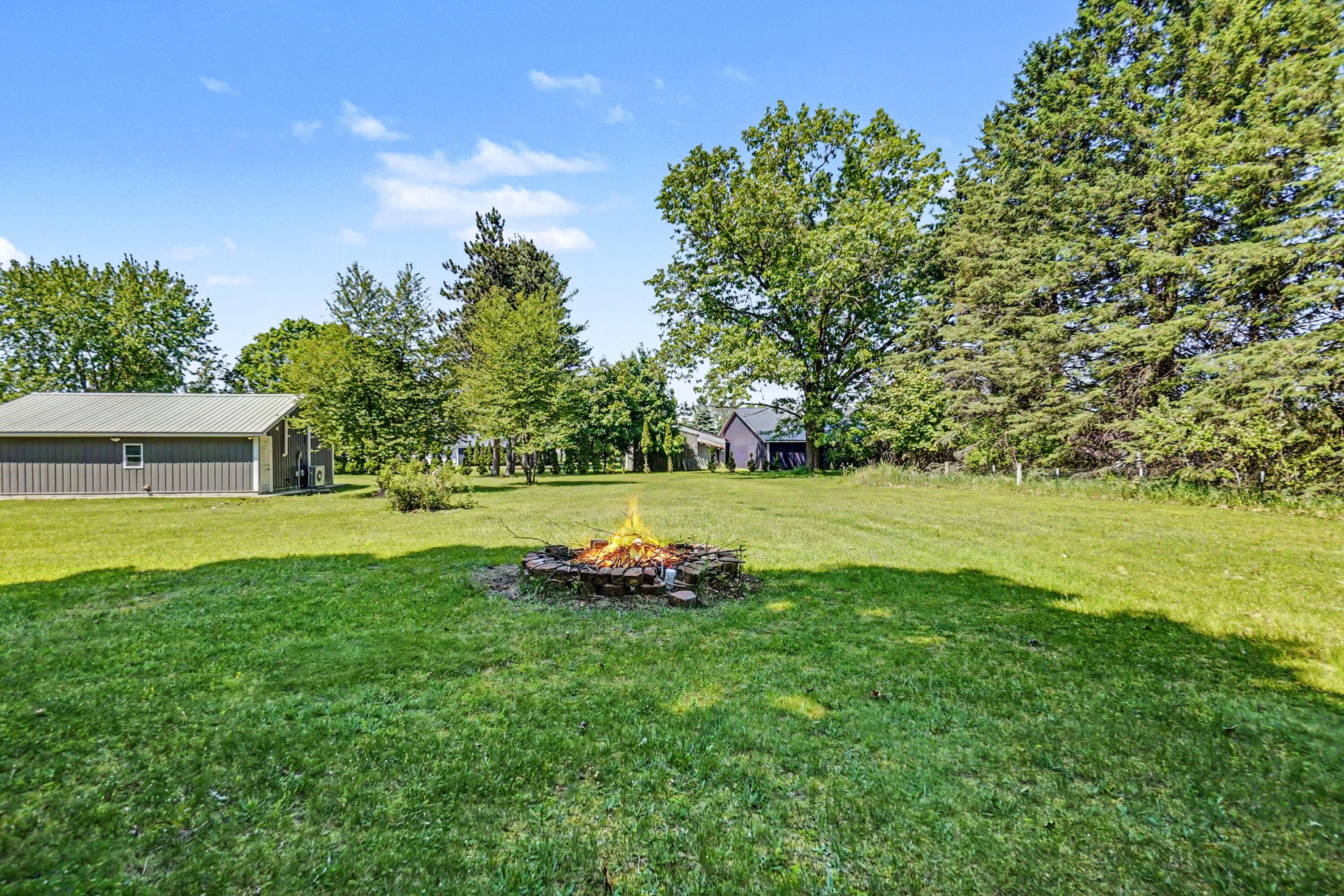 2811 S Sheridan Road Property Photo 8