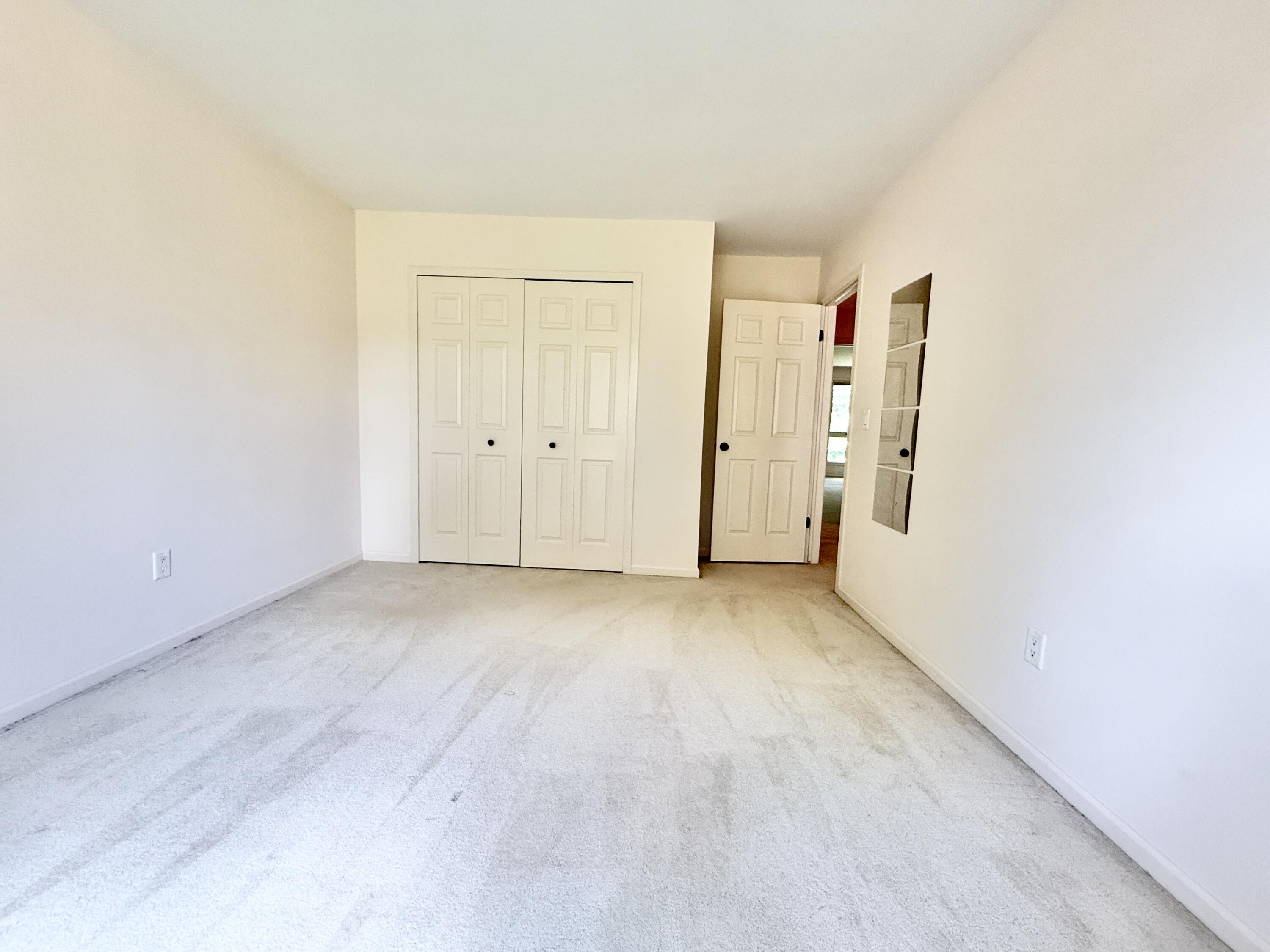 1046 Greenhills Drive Property Photo 26