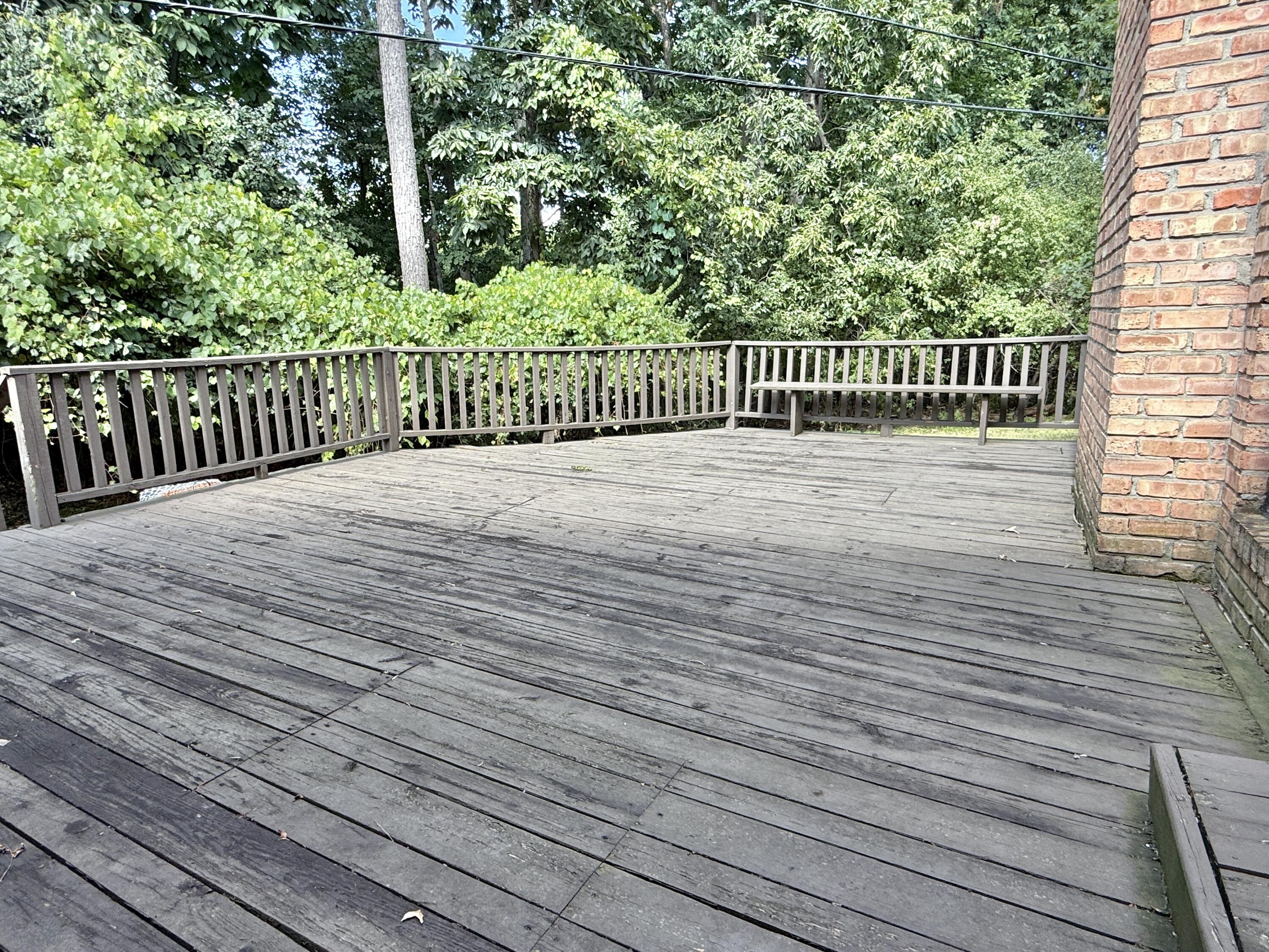 1046 Greenhills Drive Property Photo 39