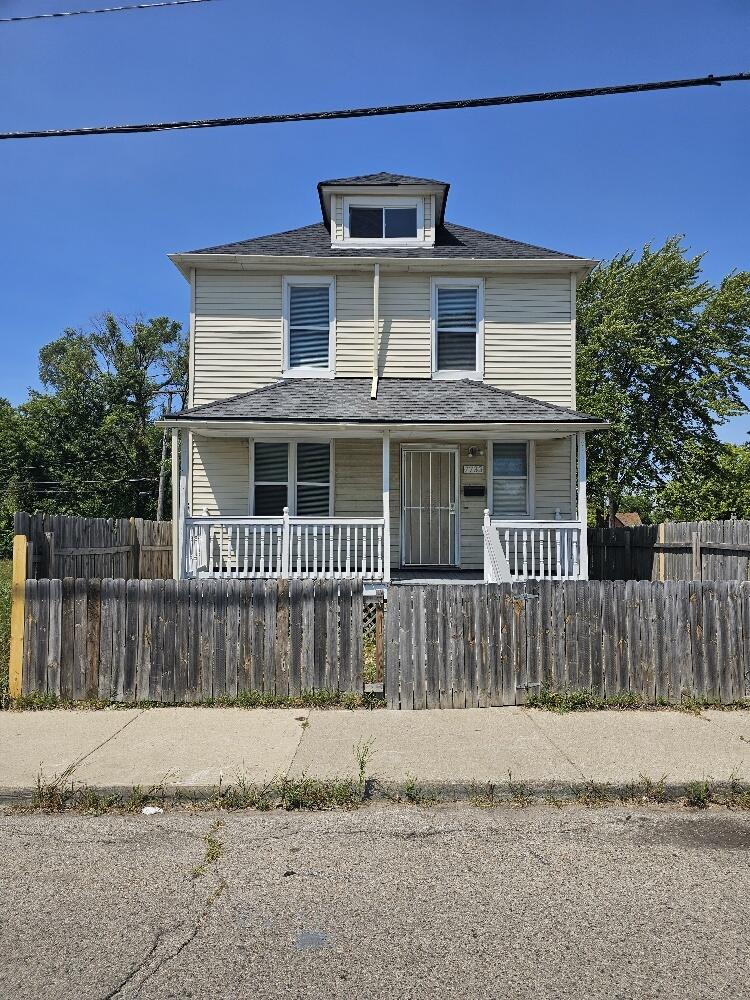 7733 E Forest Avenue Property Photo 1
