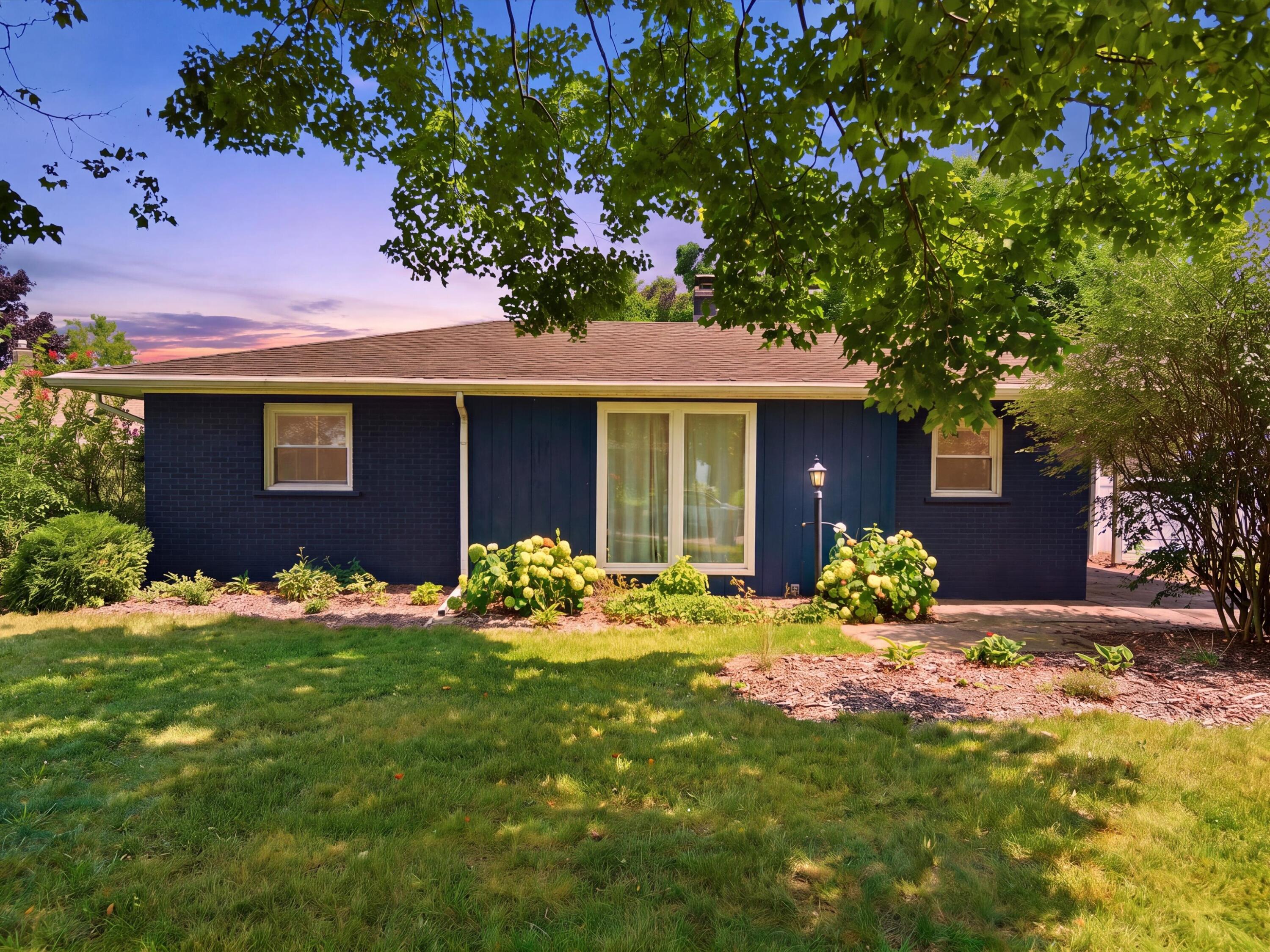 1181 Kay Parkway Property Photo 3