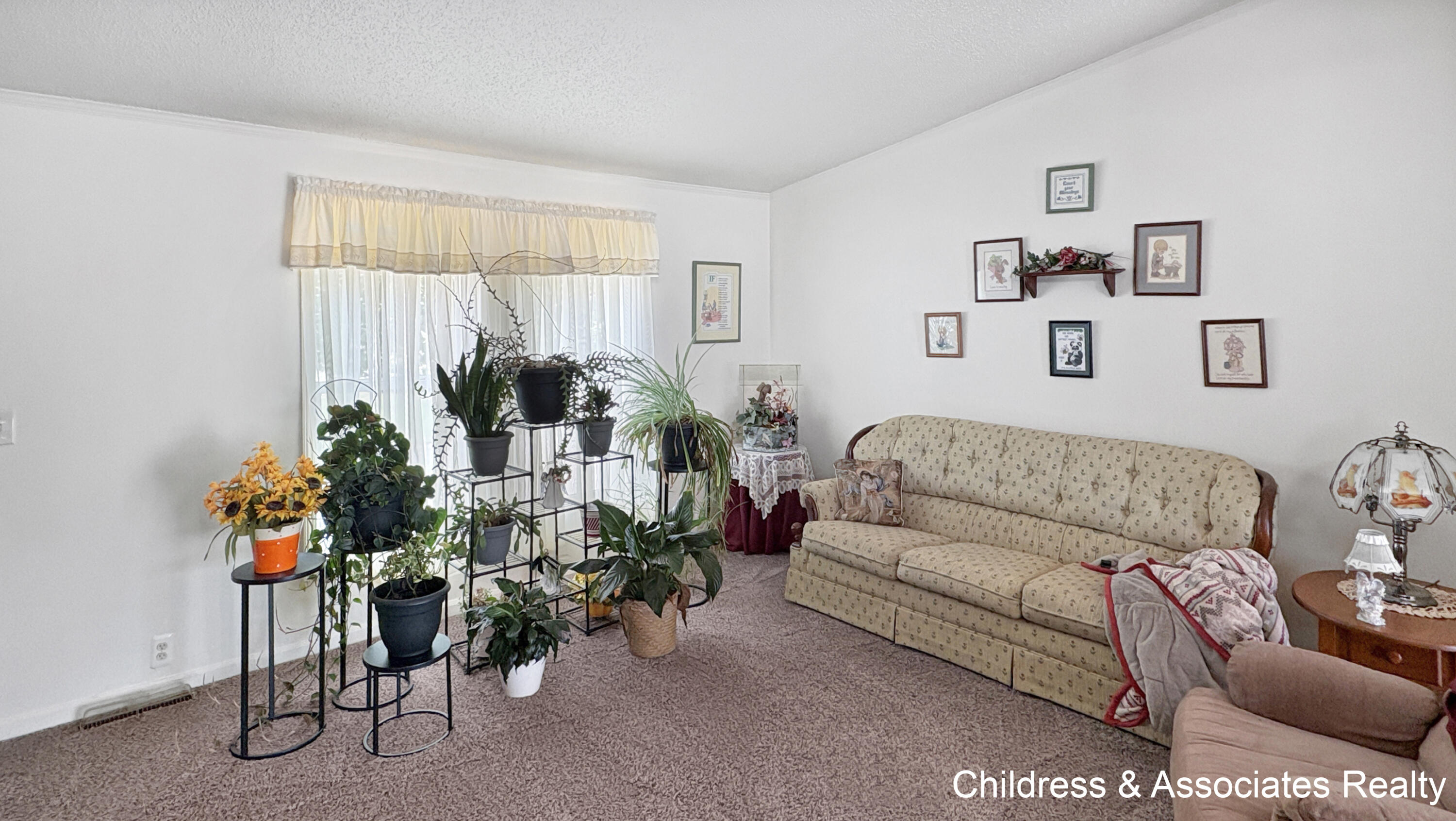 13813 Shamrock Lane Property Photo 3