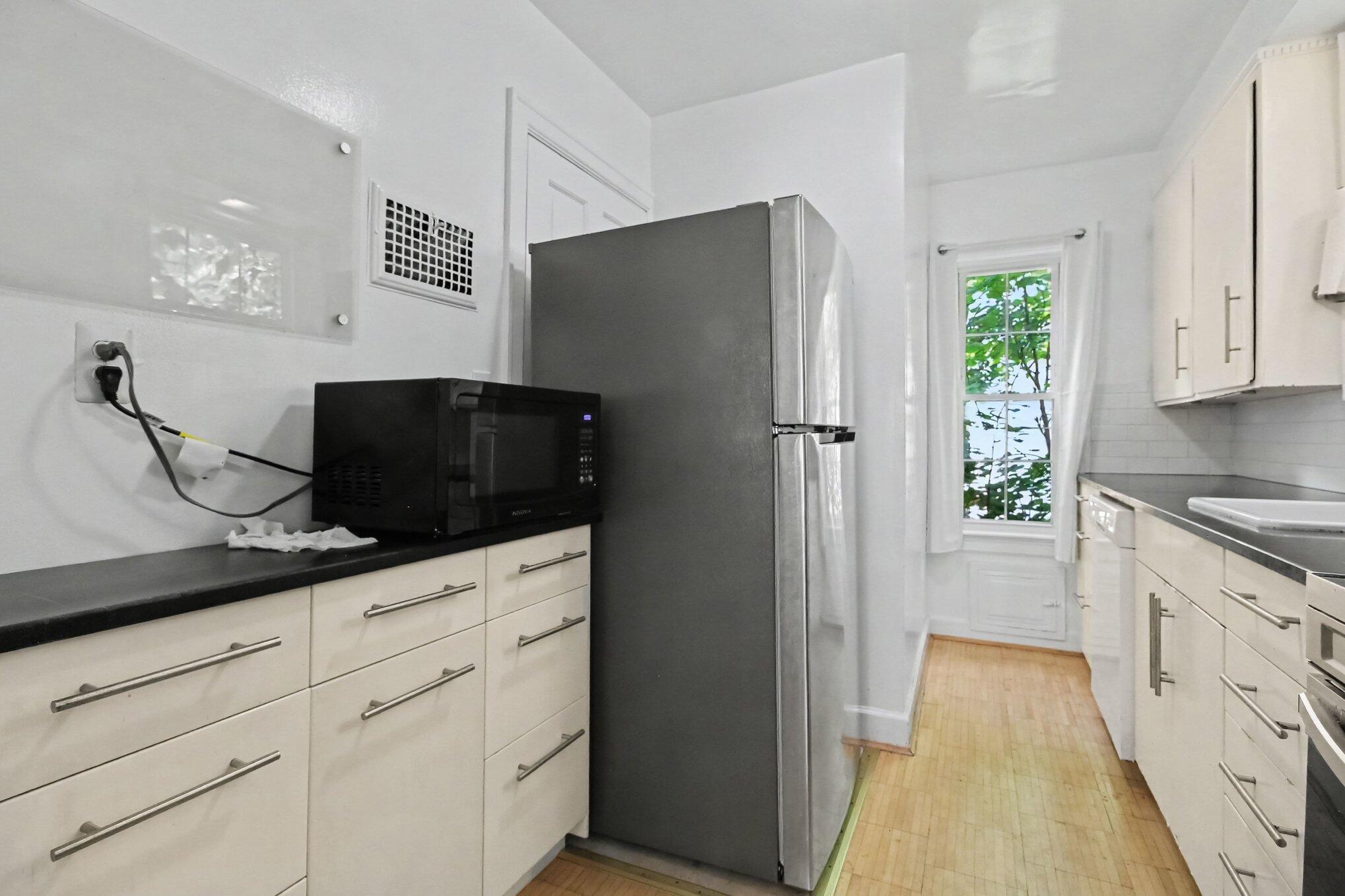 1111 Brooklyn Avenue Property Photo 7