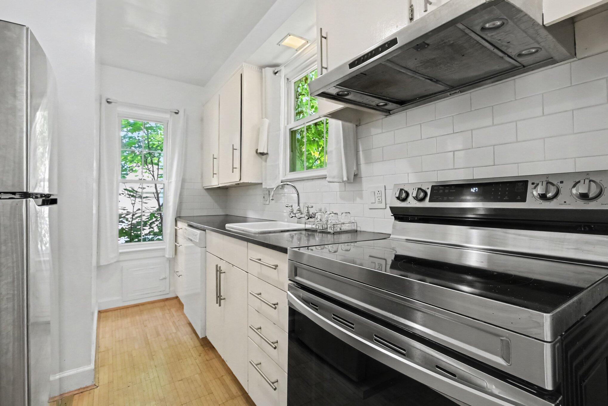 1111 Brooklyn Avenue Property Photo 8