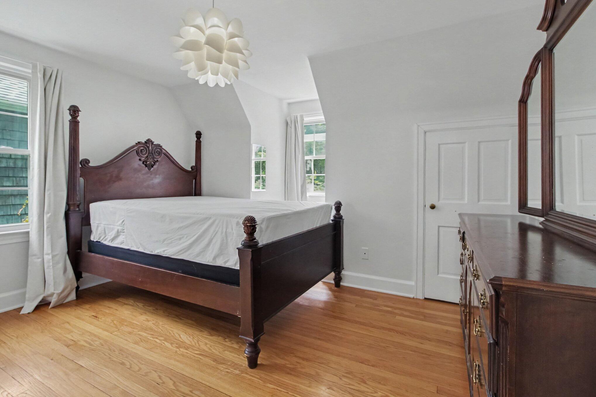 1111 Brooklyn Avenue Property Photo 14